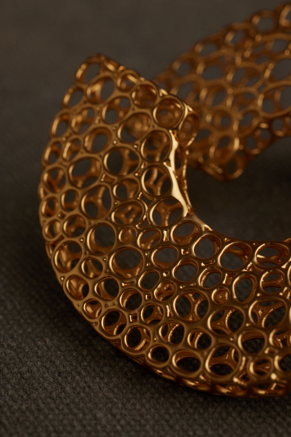 VOLA EARRING