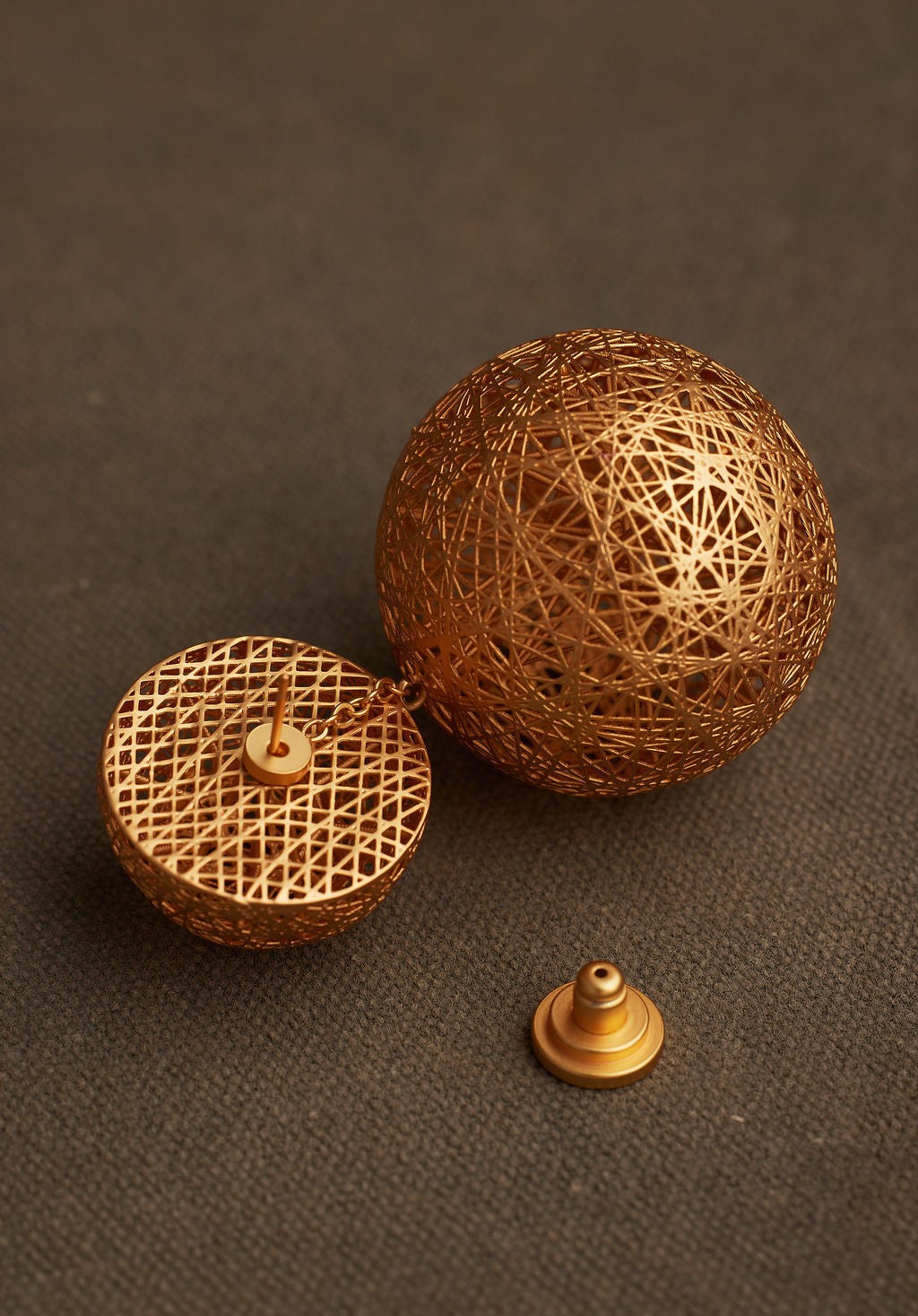 ZEBU EARRING