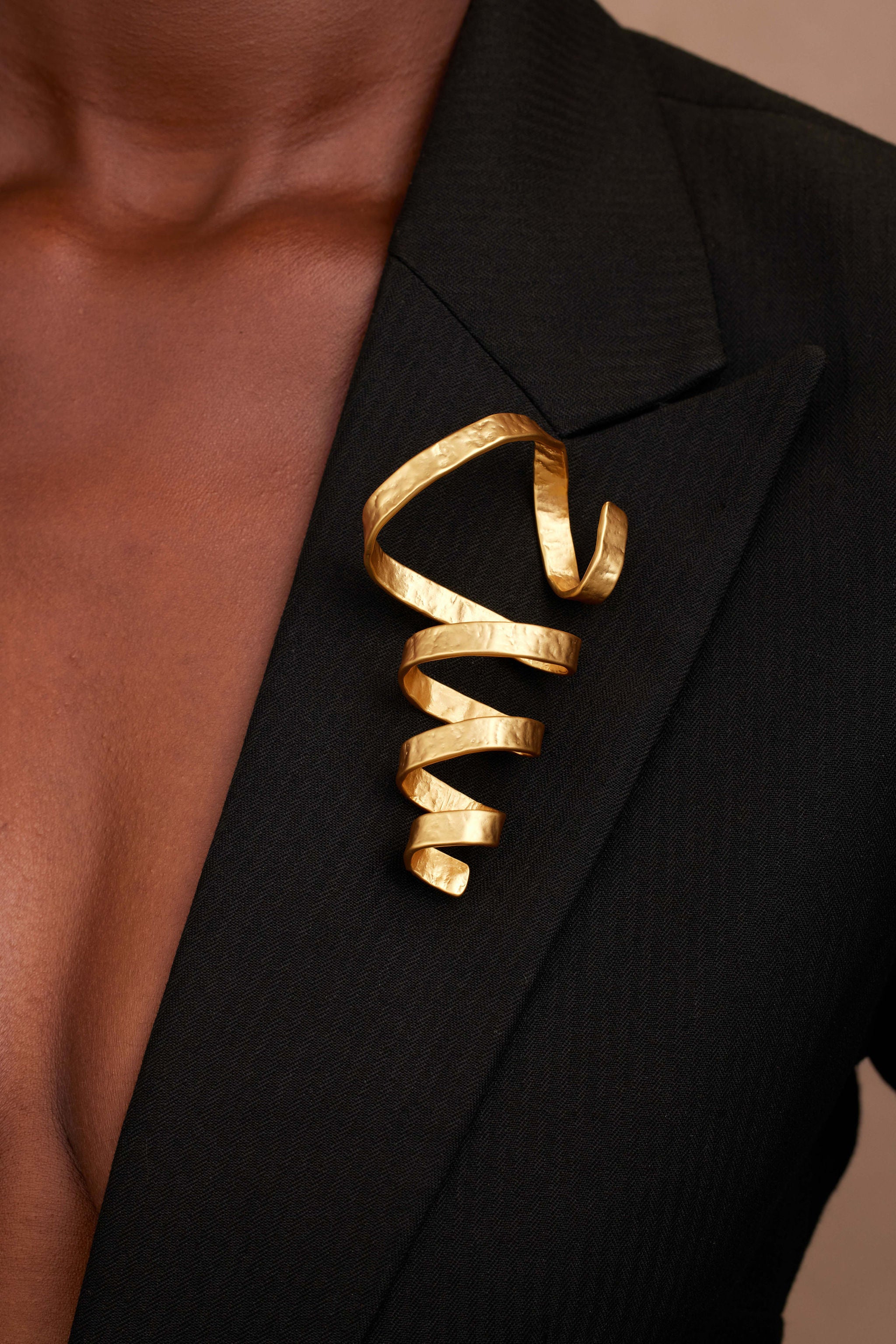 ZOEW BROOCH
