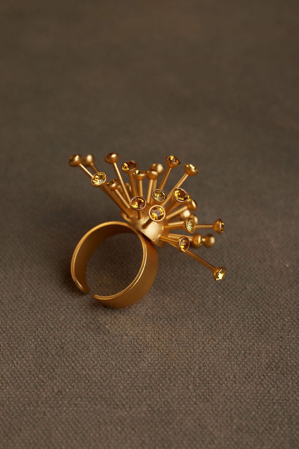 ZYON RING