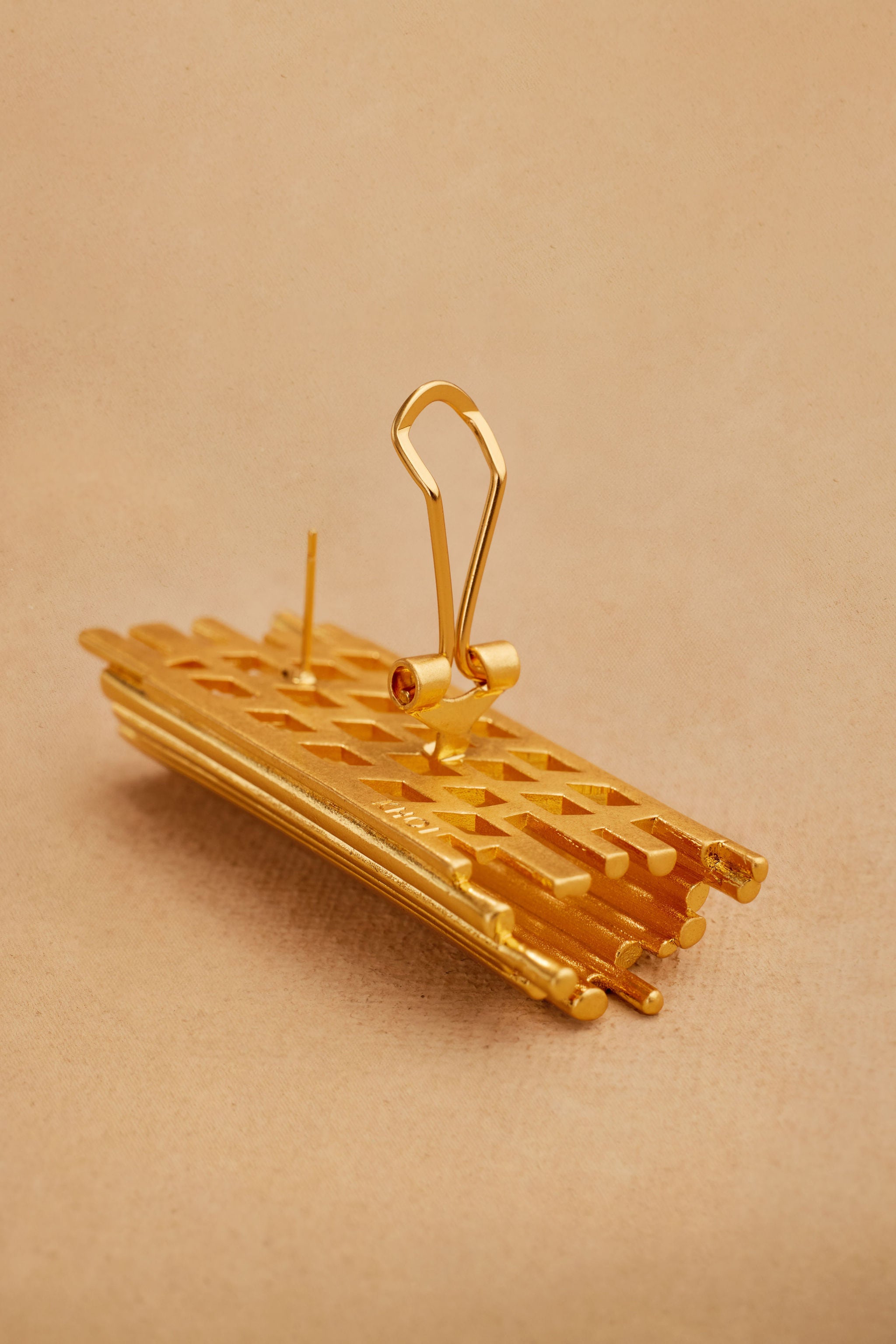 HAWA EARRING
