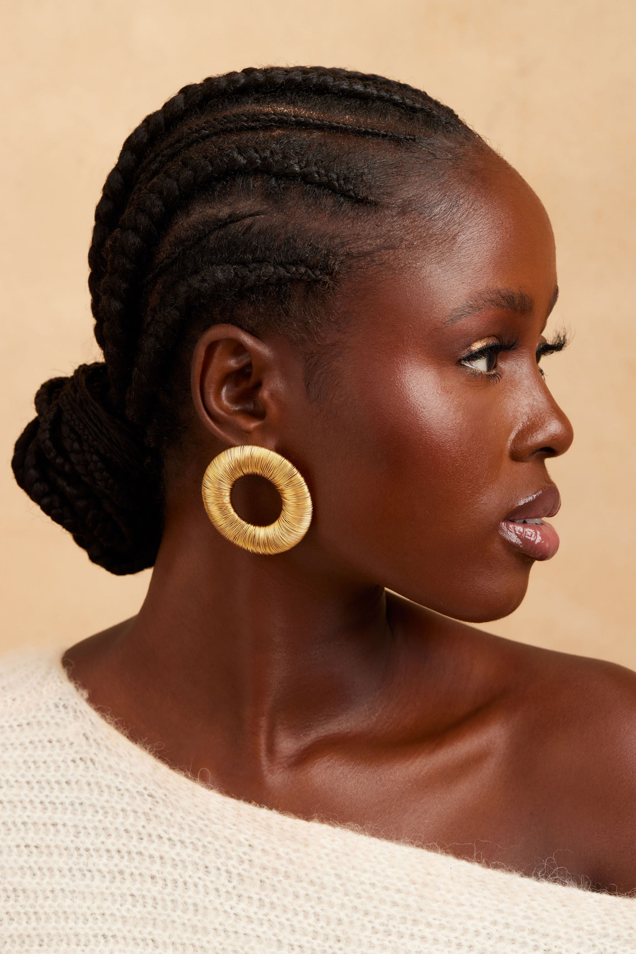 DEZI EARRING