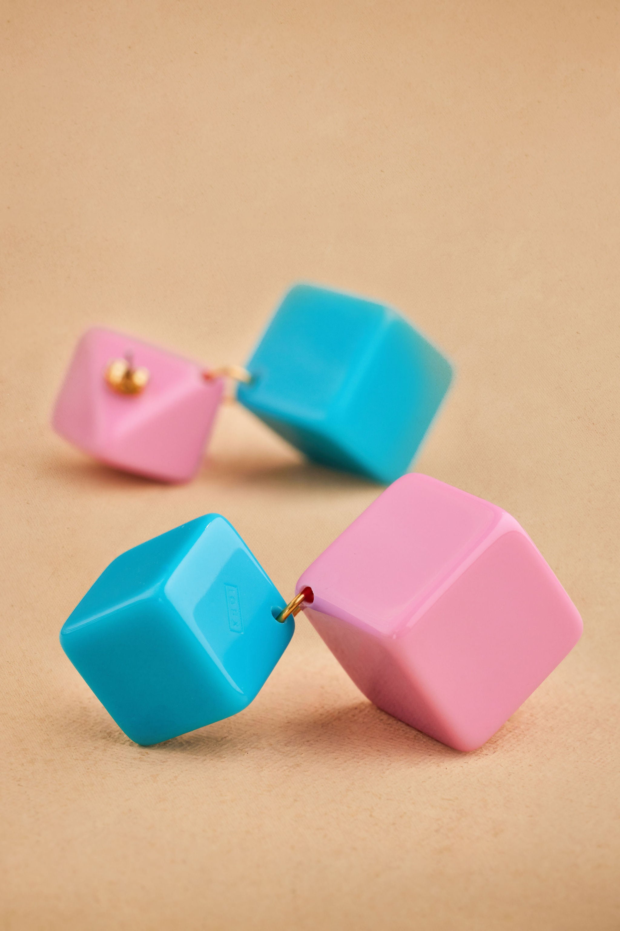 GAEL EARRING