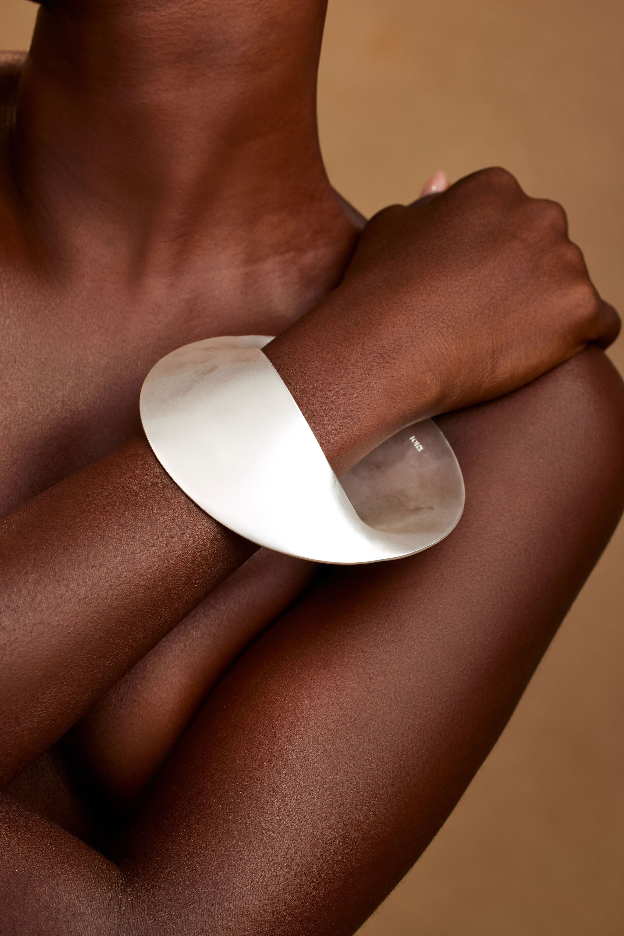 KNOK BANGLE