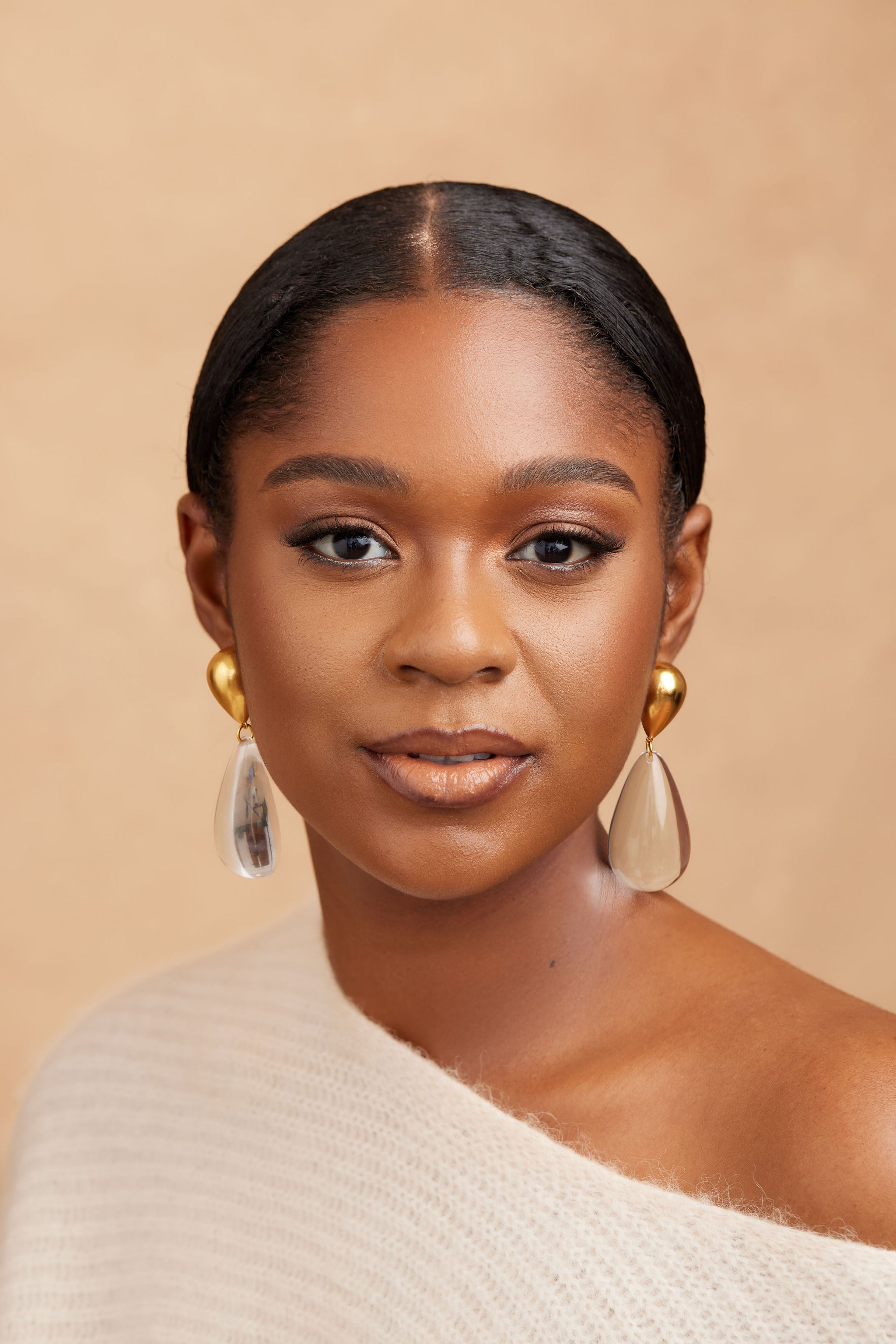EKUH EARRING