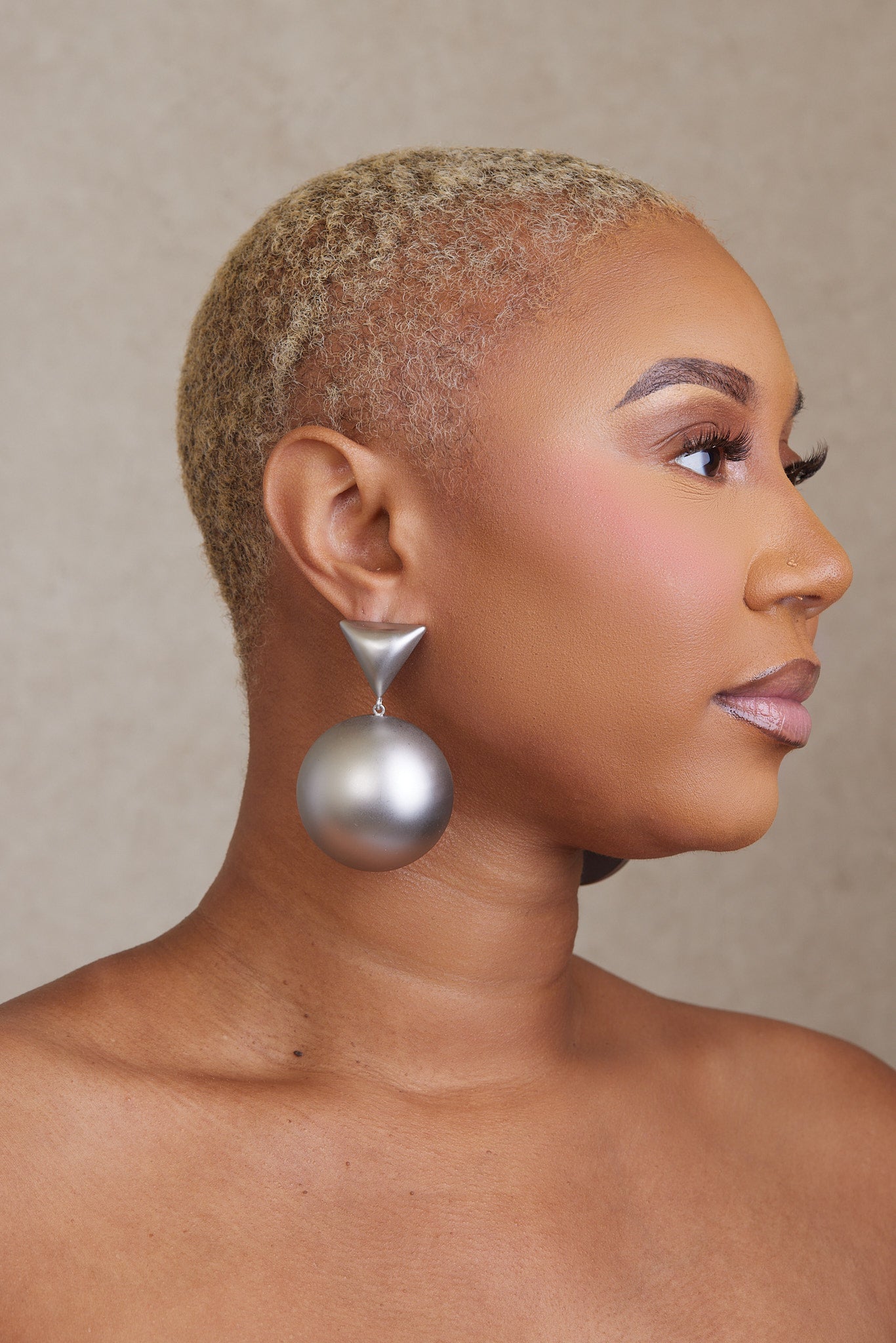LOLO EARRINGS