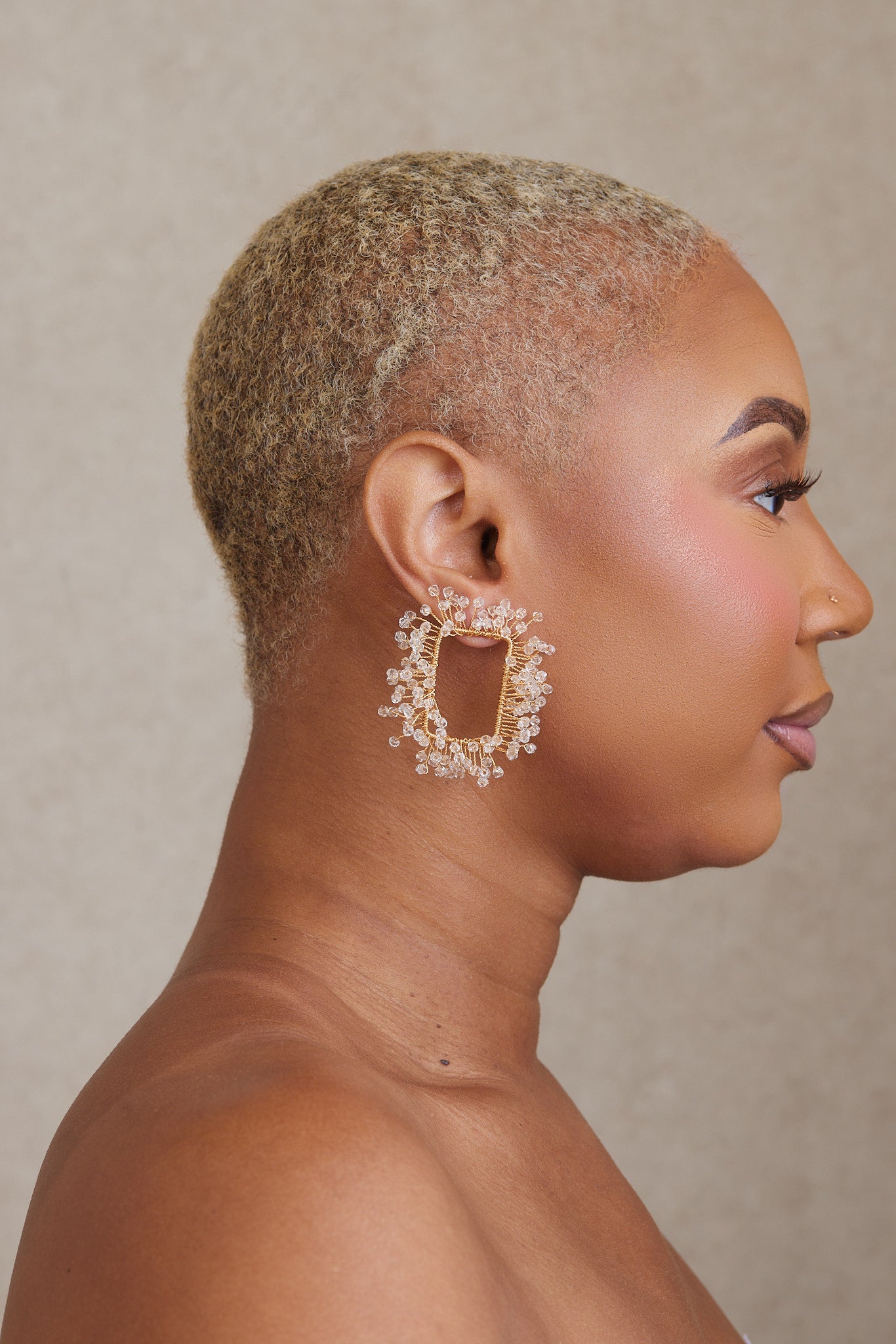NIVA EARRING