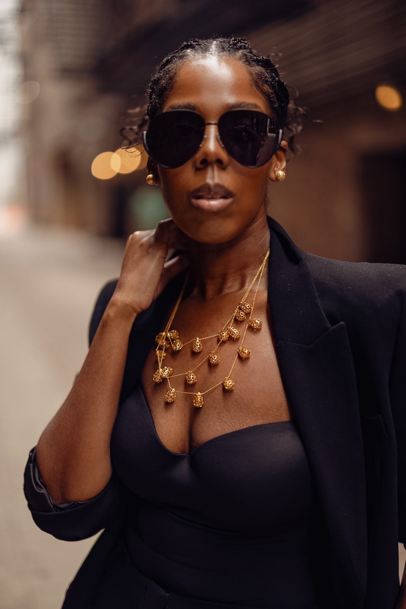 Two Ways to Style RAHA with Hayet