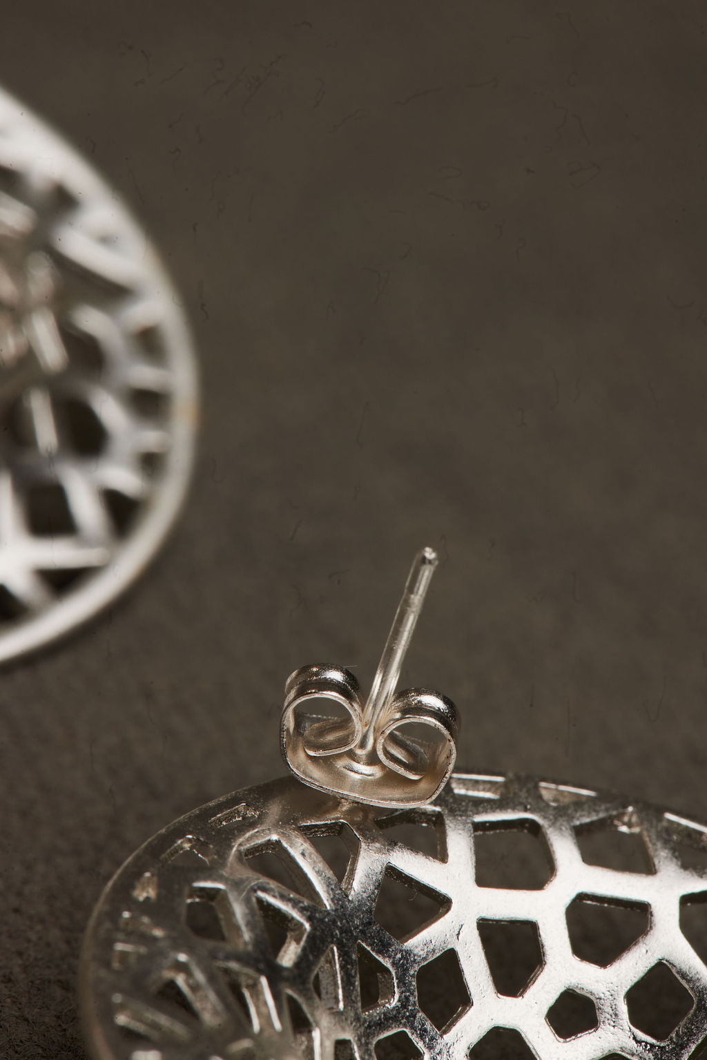 NDIA EARRING