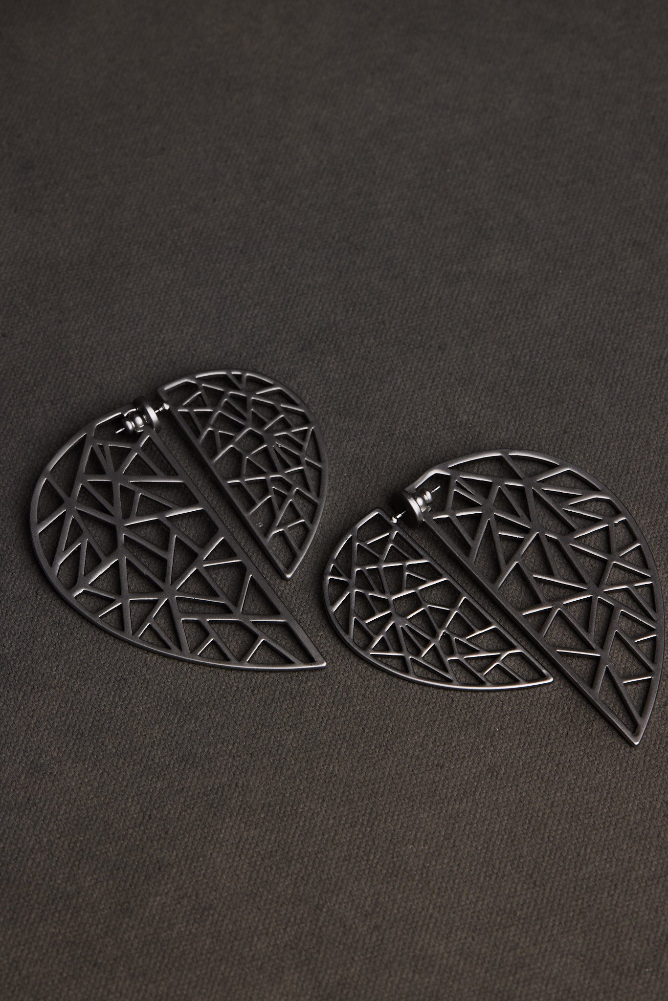 HANI EARRING