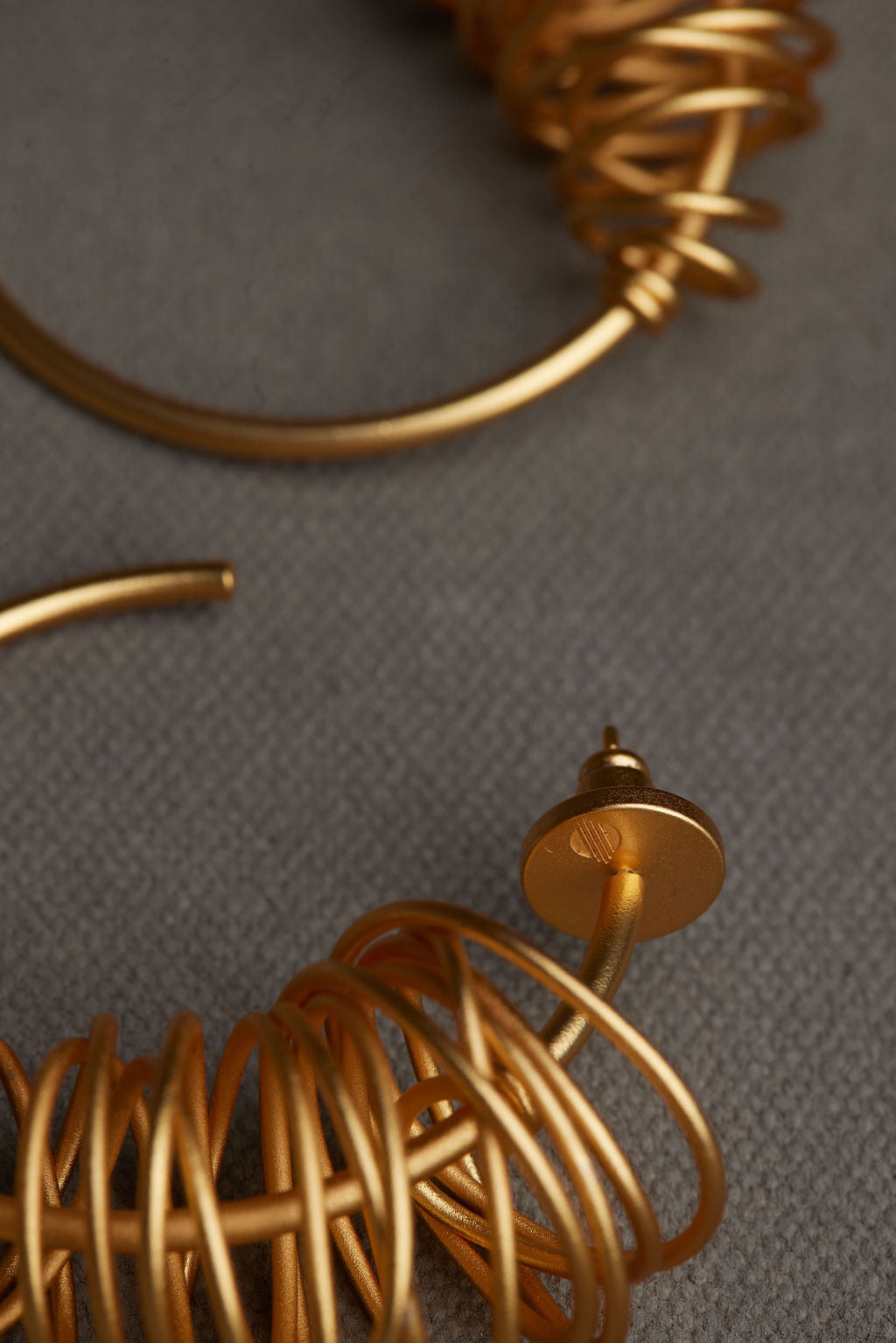 AMAN EARRING