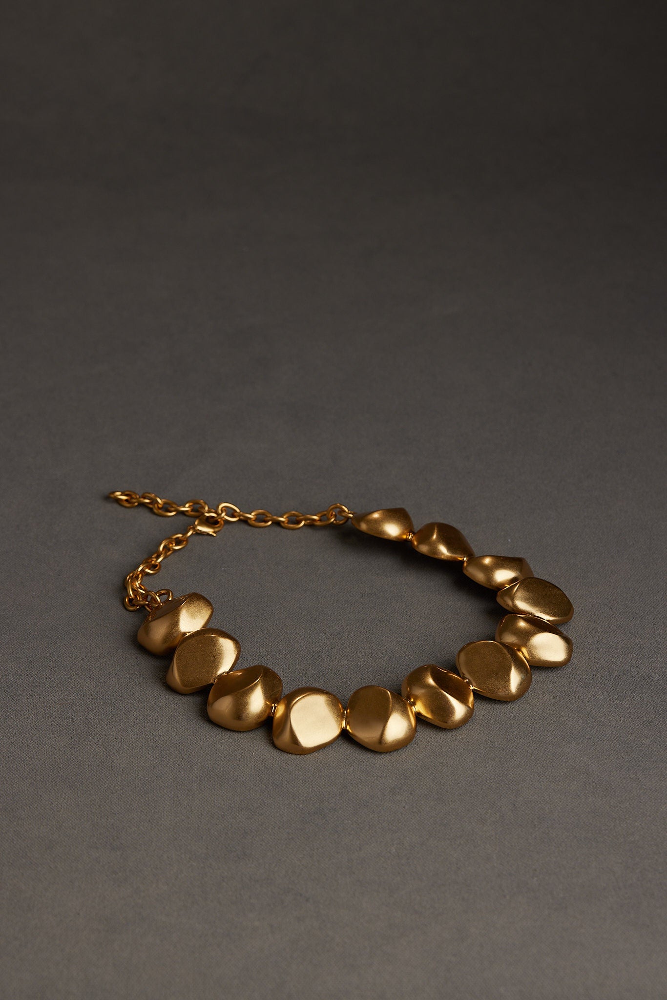 AARI NECKLACE