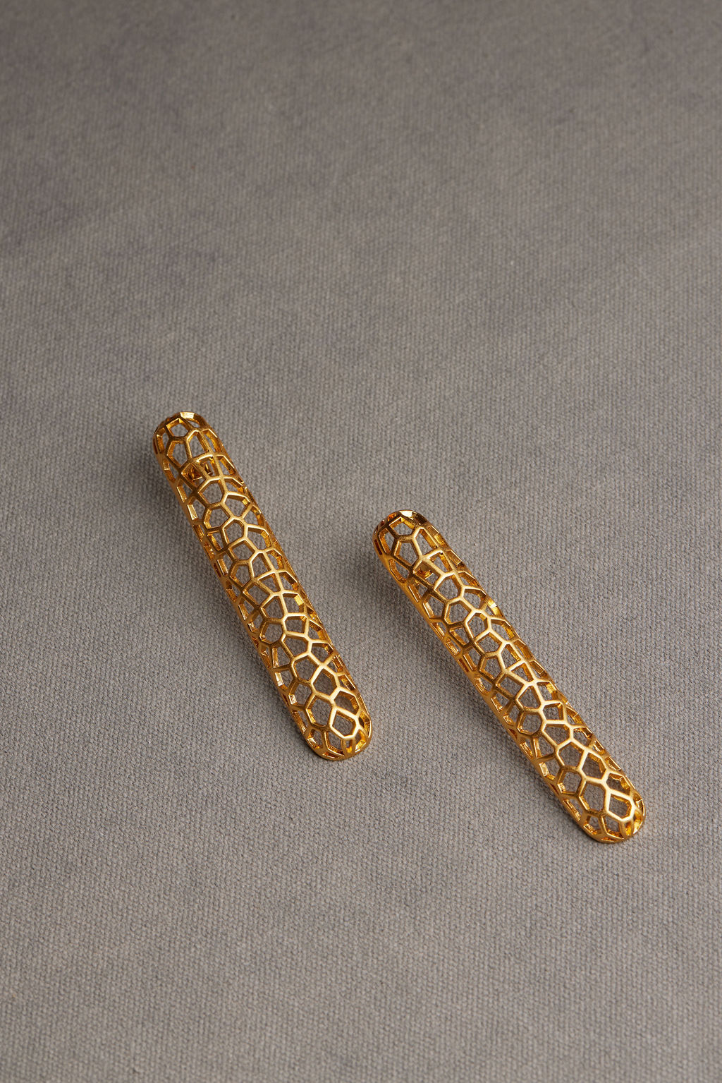 ELON EARRING