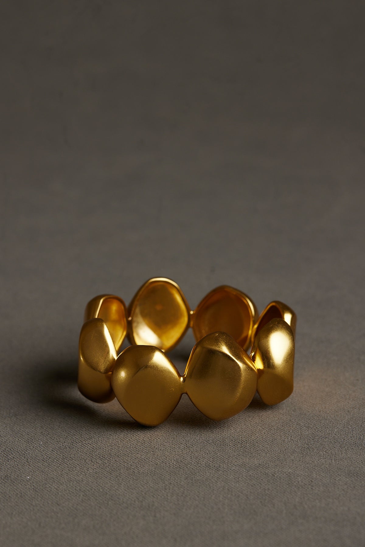 HARI BANGLE