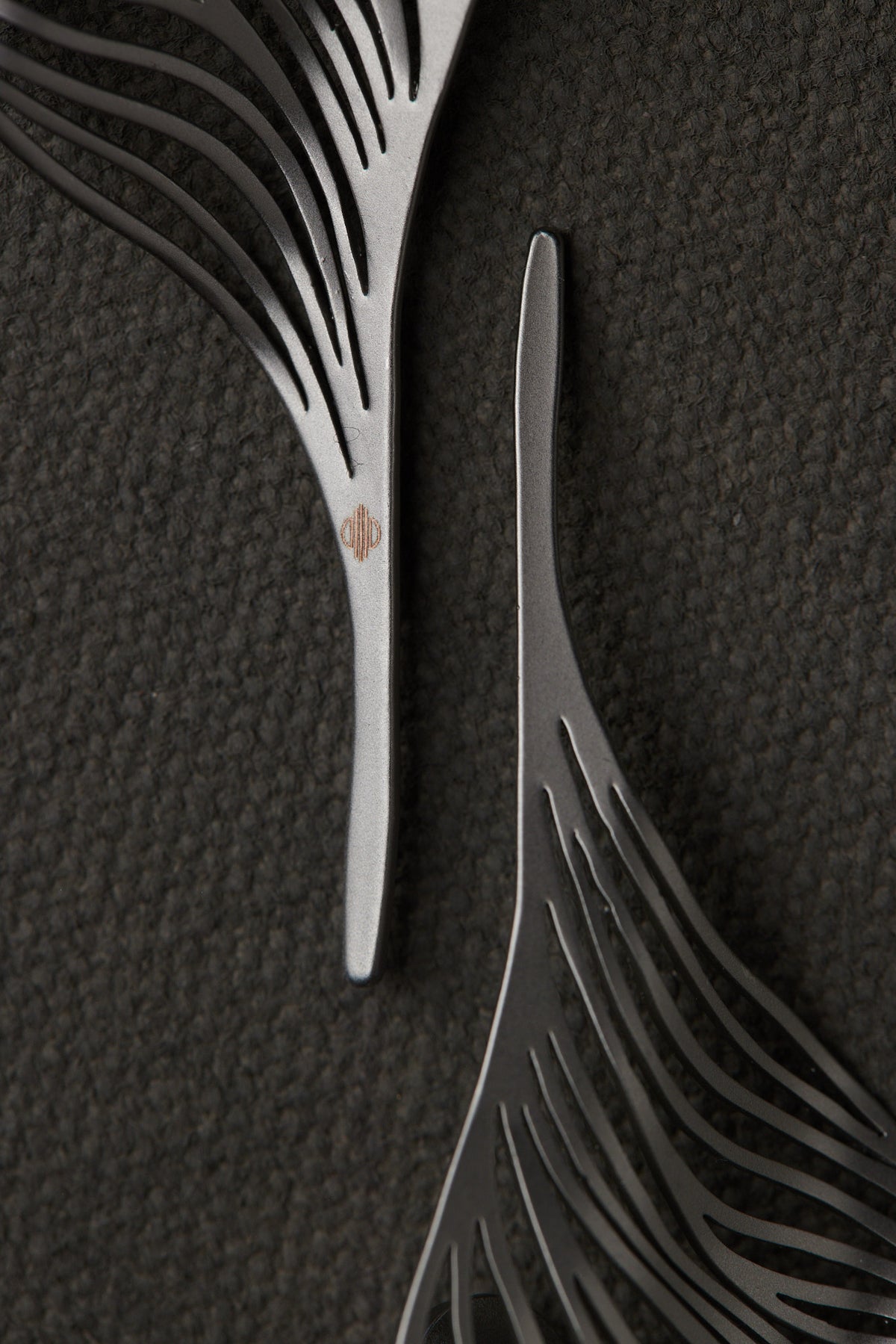 ROWE EARRING