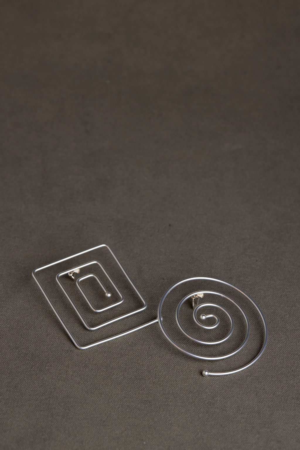 BINA EARRING