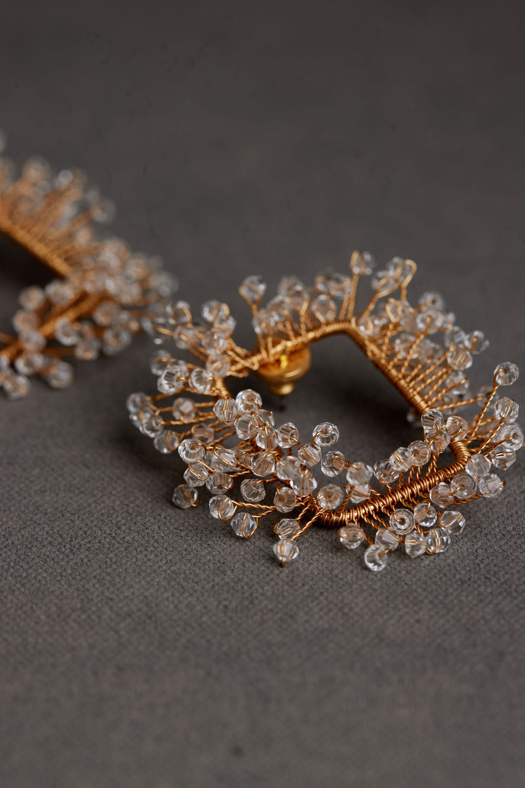 NIVA EARRING