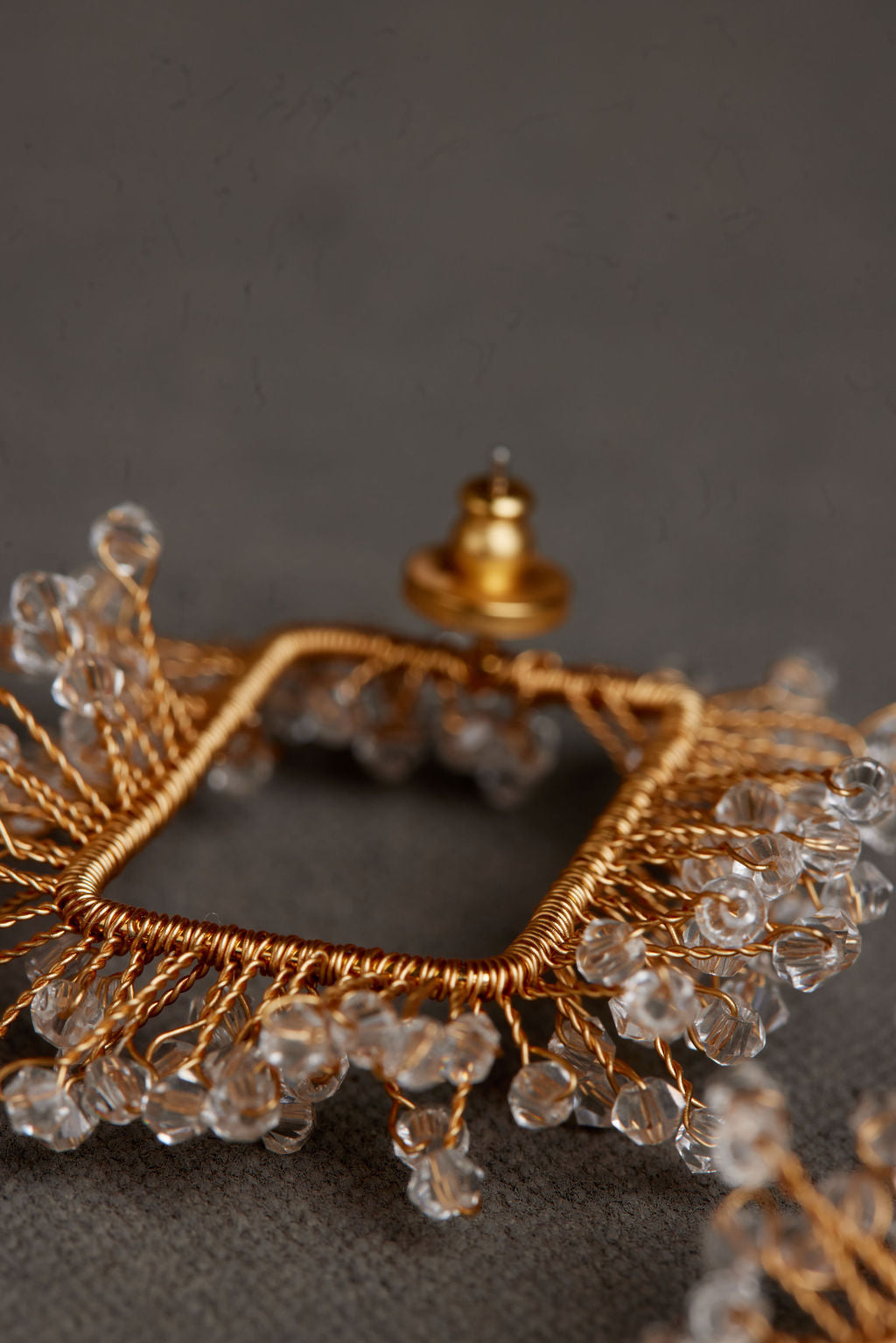 NIVA EARRING