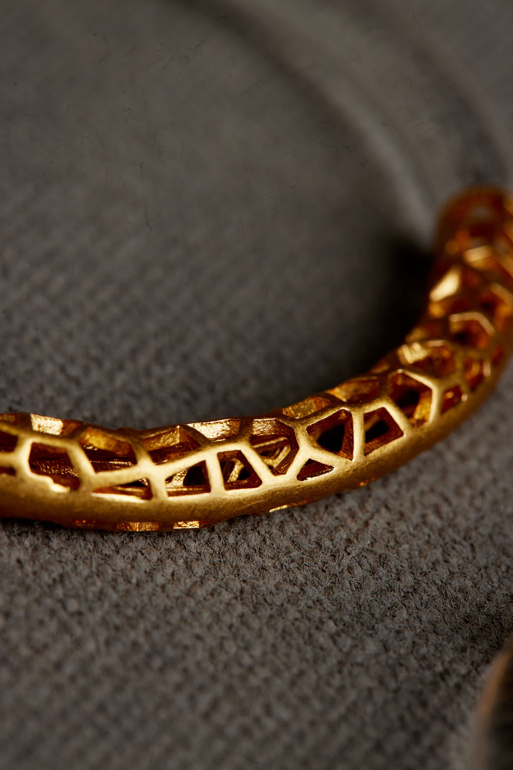 HEIR EARRING