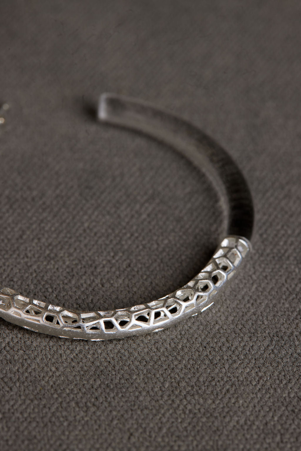 HEIR EARRING