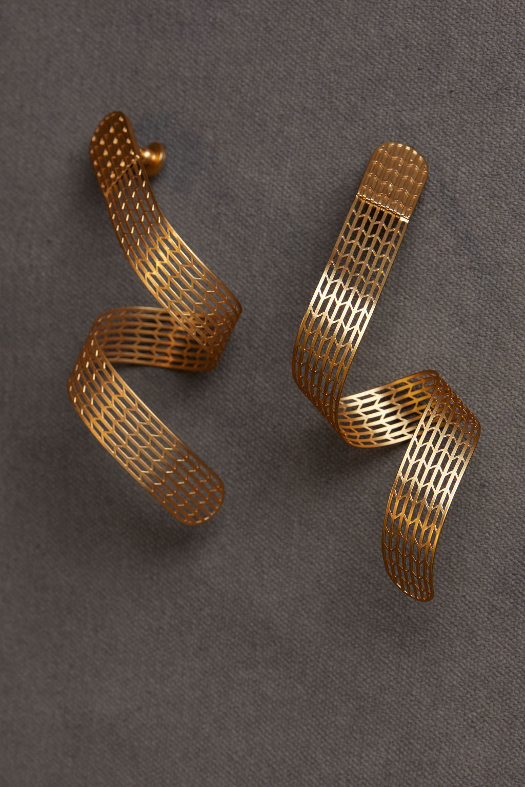 ZETA EARRING