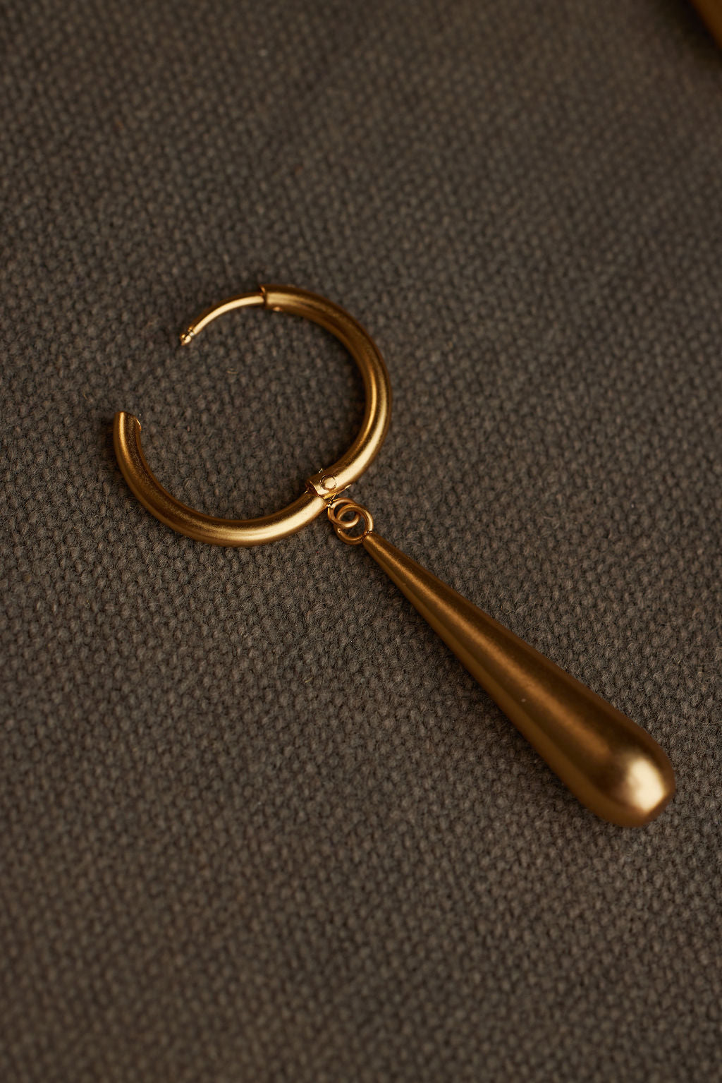 TEER EARRING