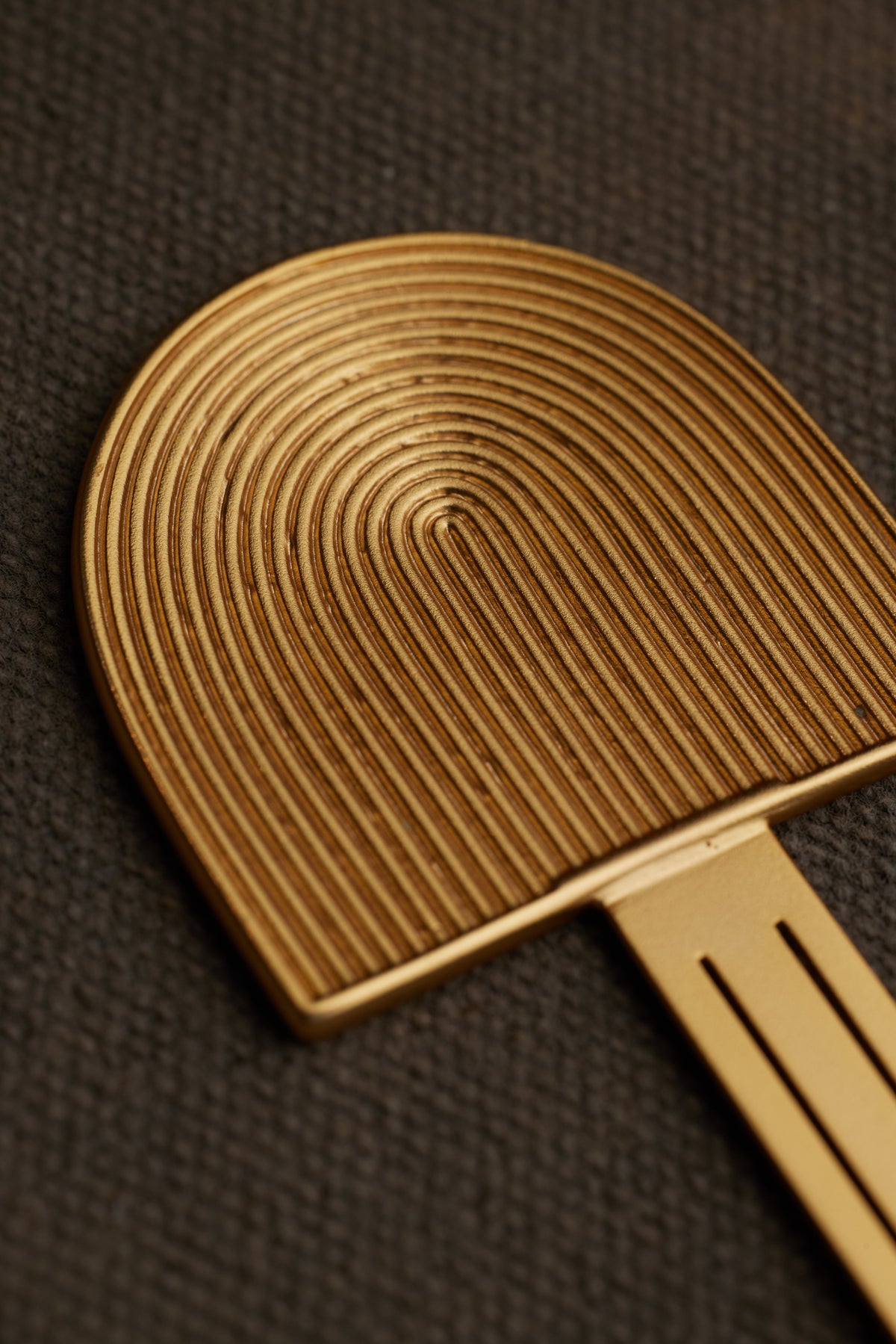 ADAI BOOKMARK