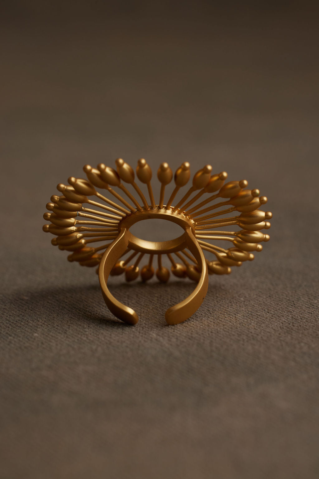 ANLY RING
