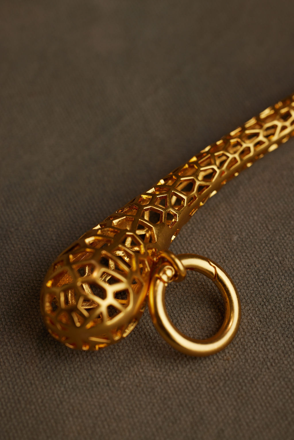 Ansa Handle