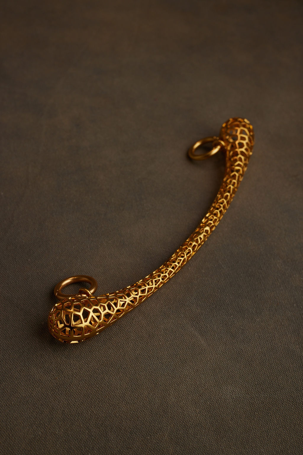 Ansa Handle