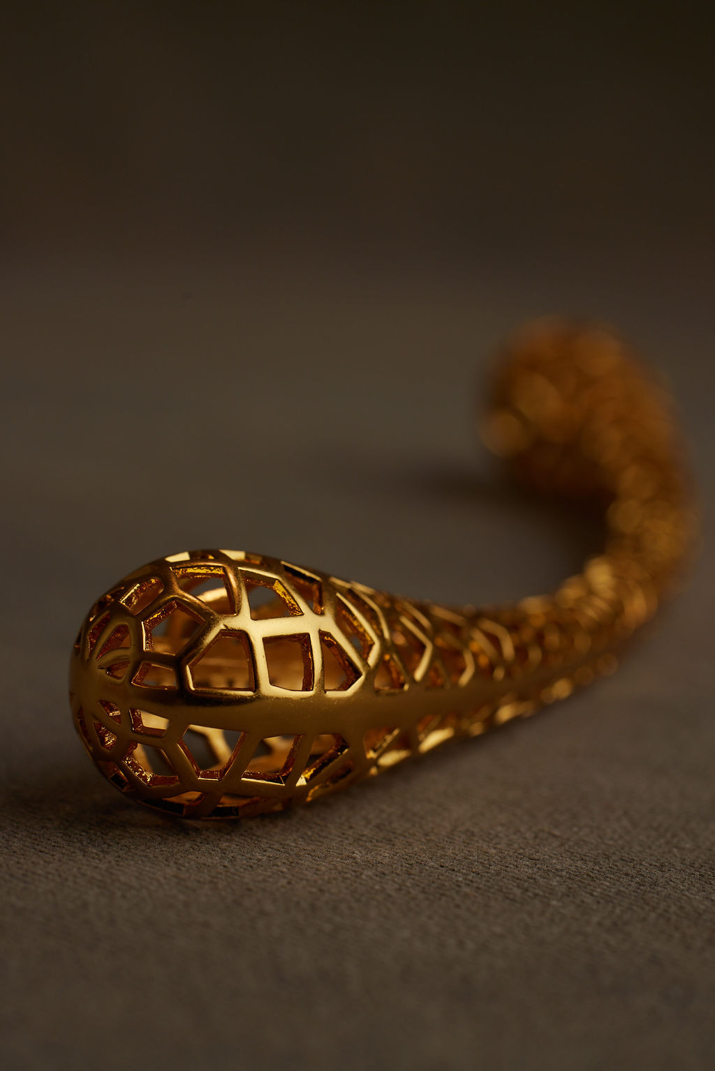 Ansa Handle