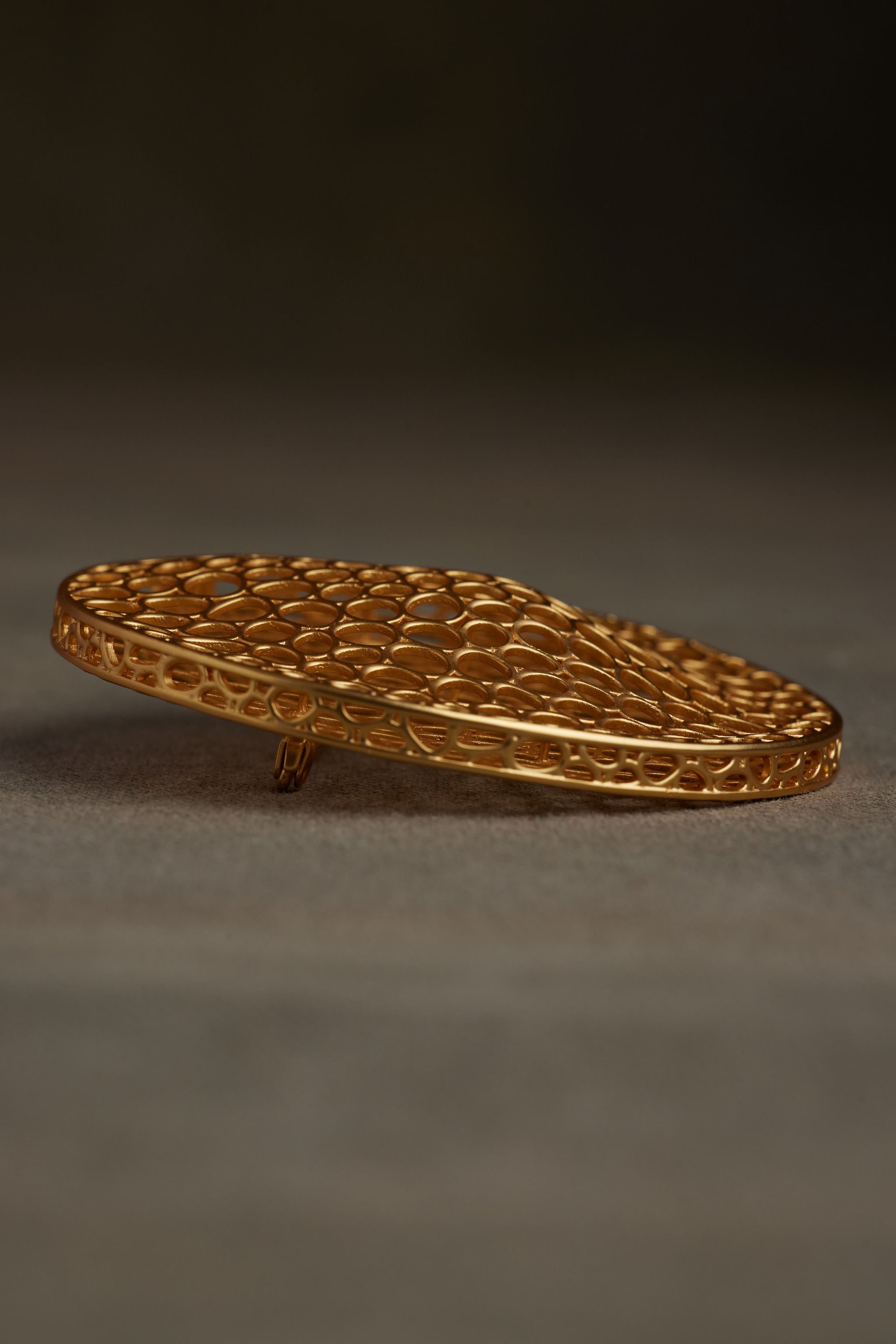 ANUA BROOCH