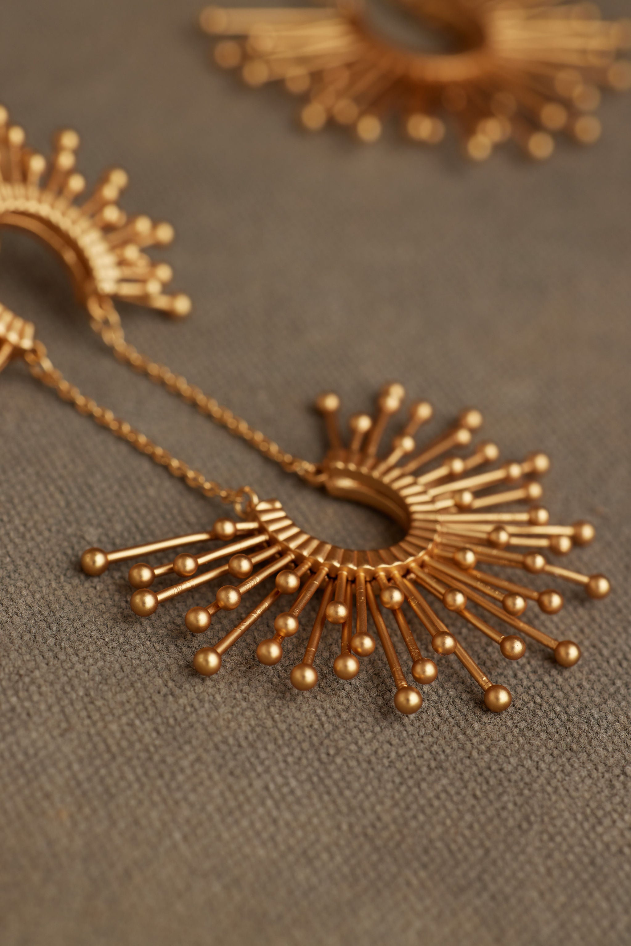 ARQI Earring