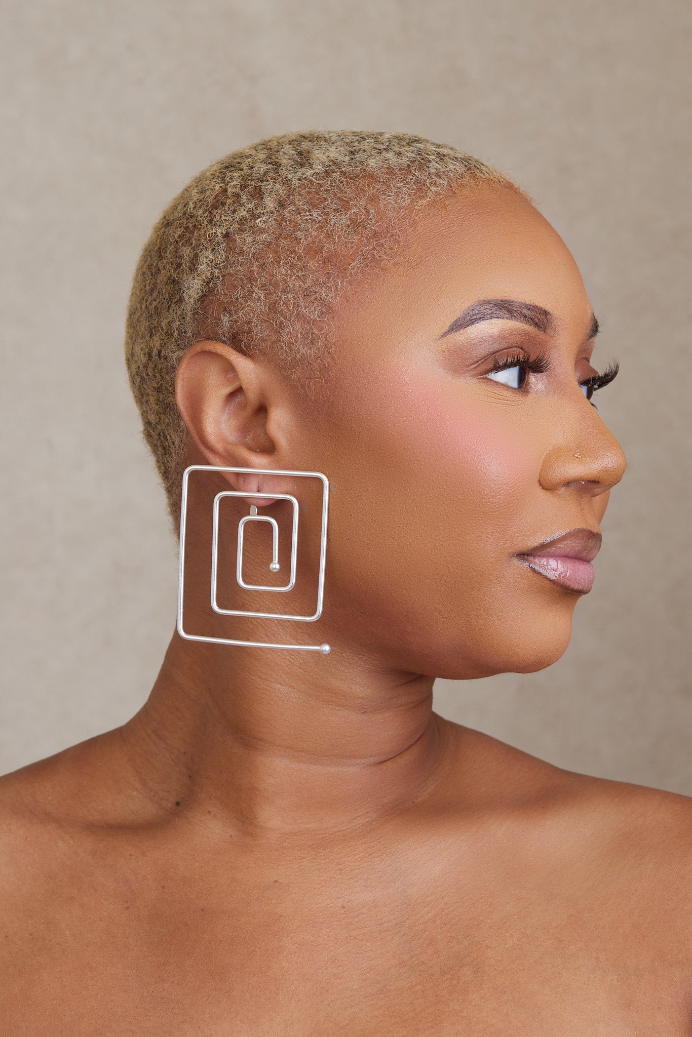 BINA EARRING