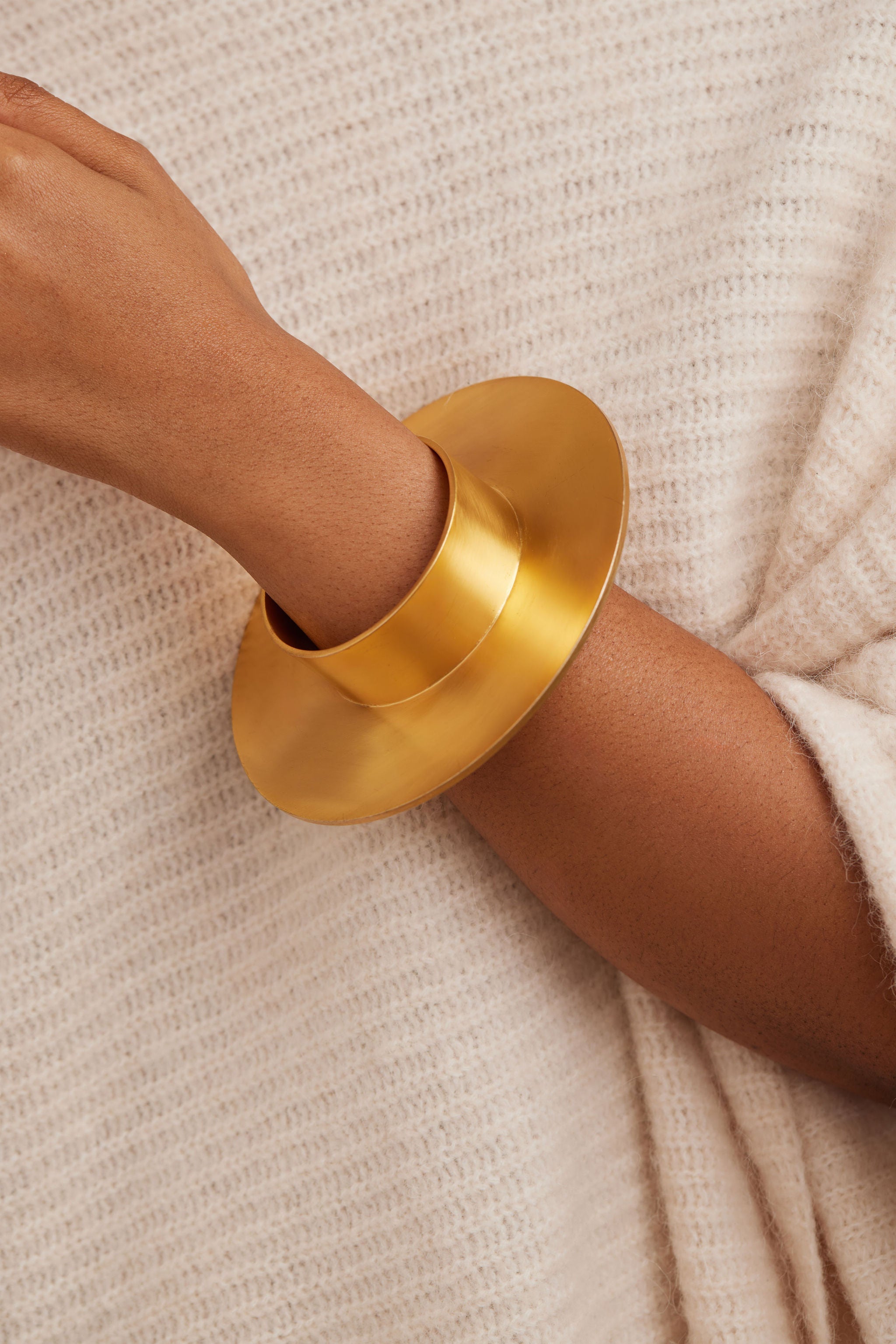 NUKU BANGLE