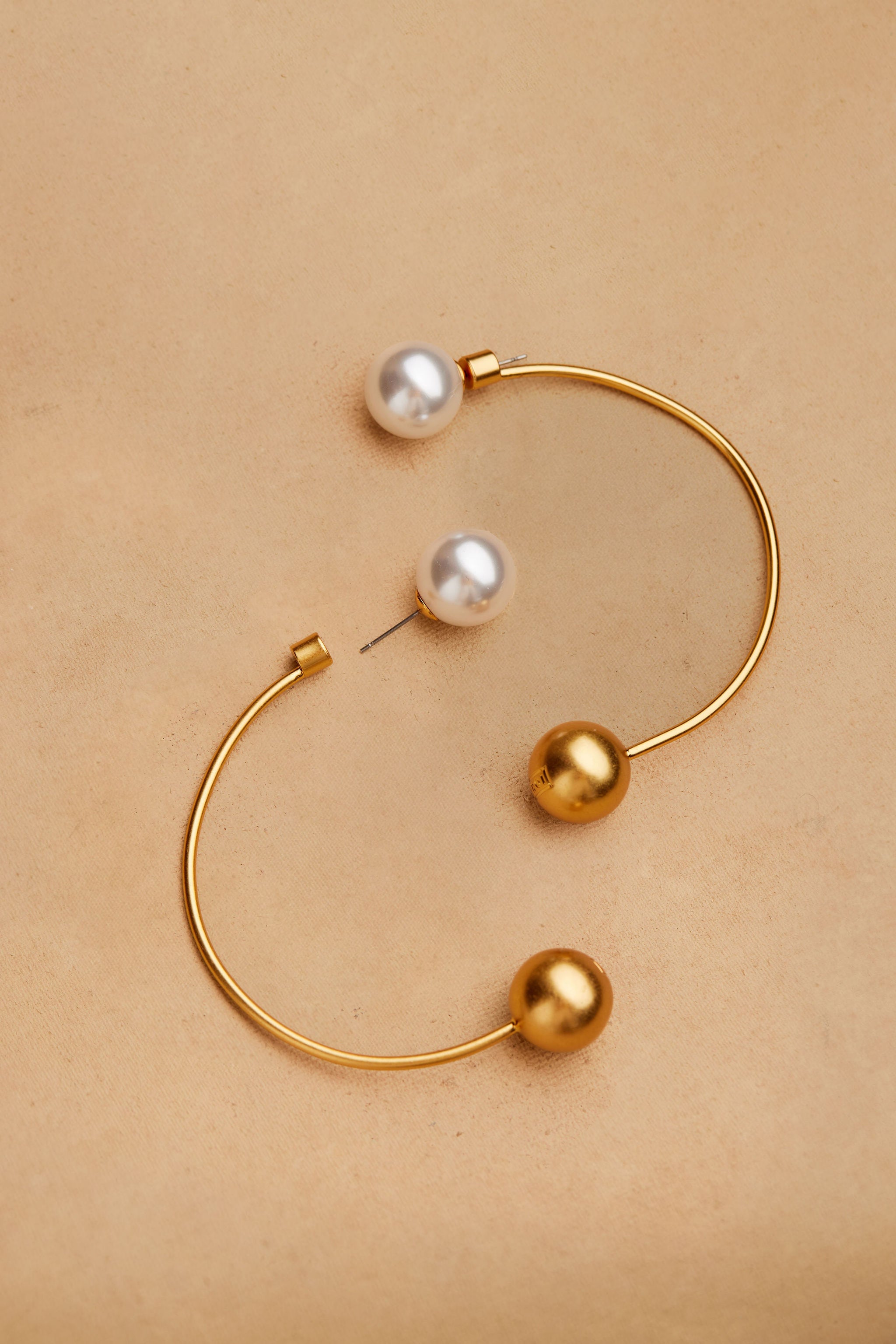 KEYA EARRING