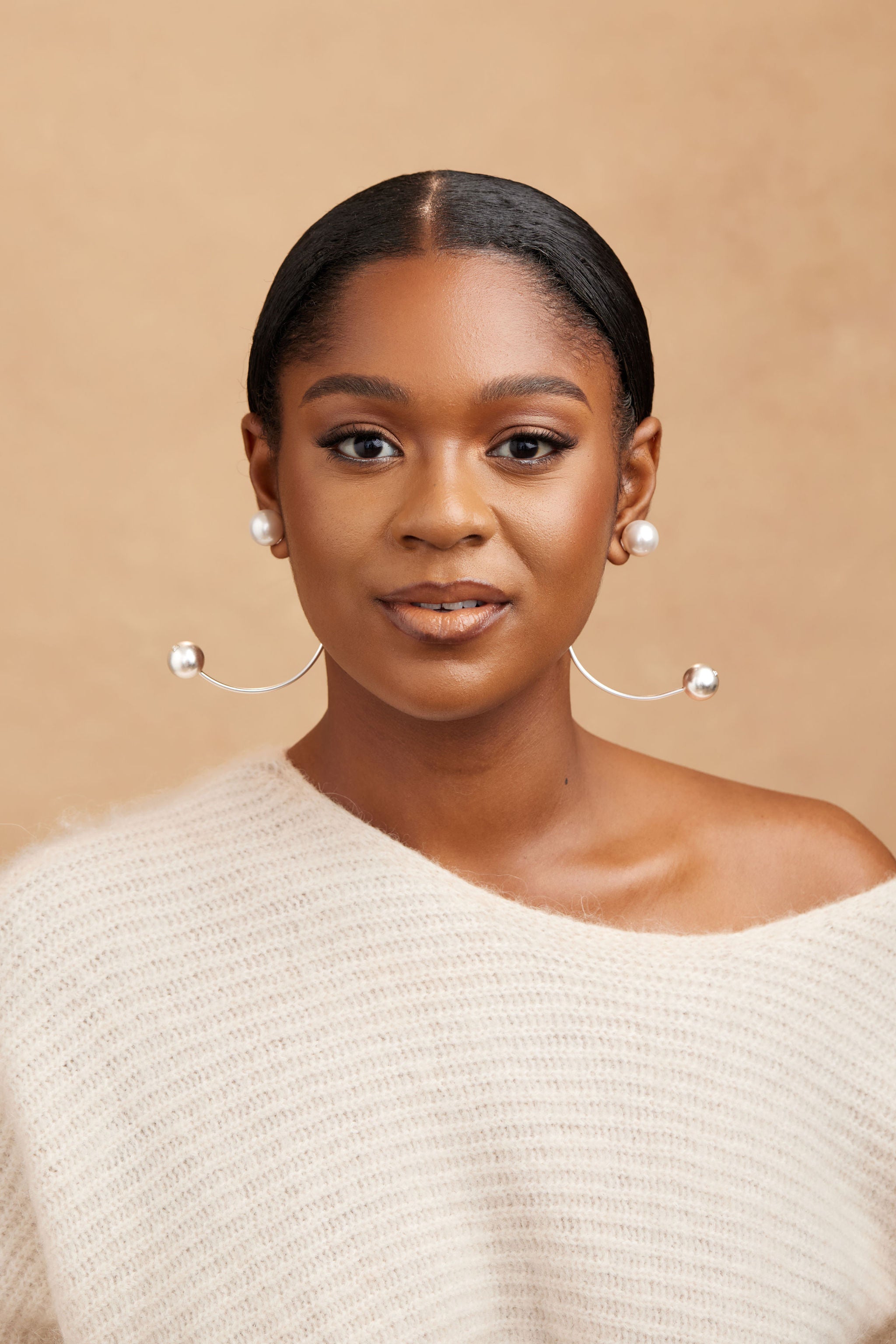 KEYA EARRING