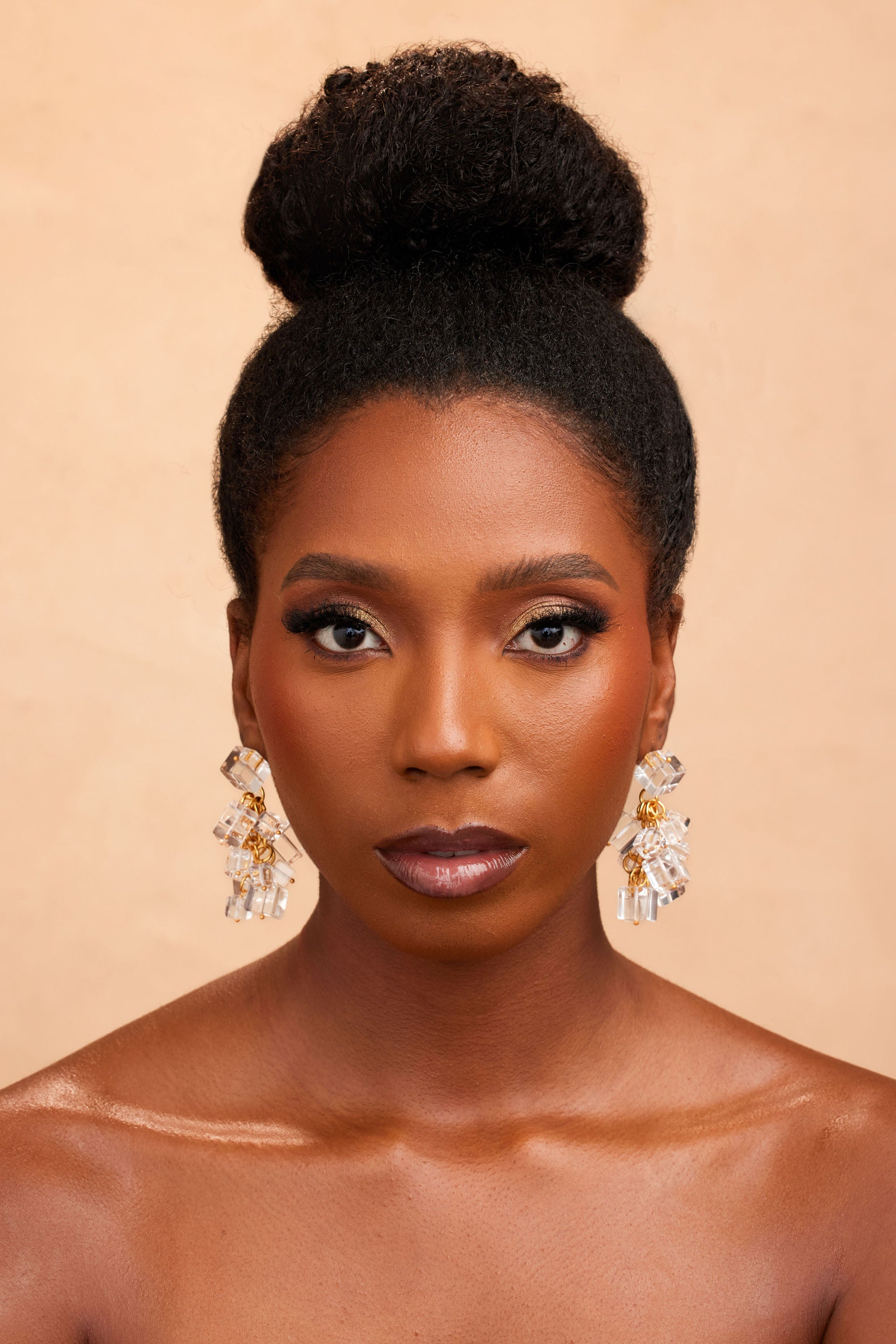 QUAM EARRING