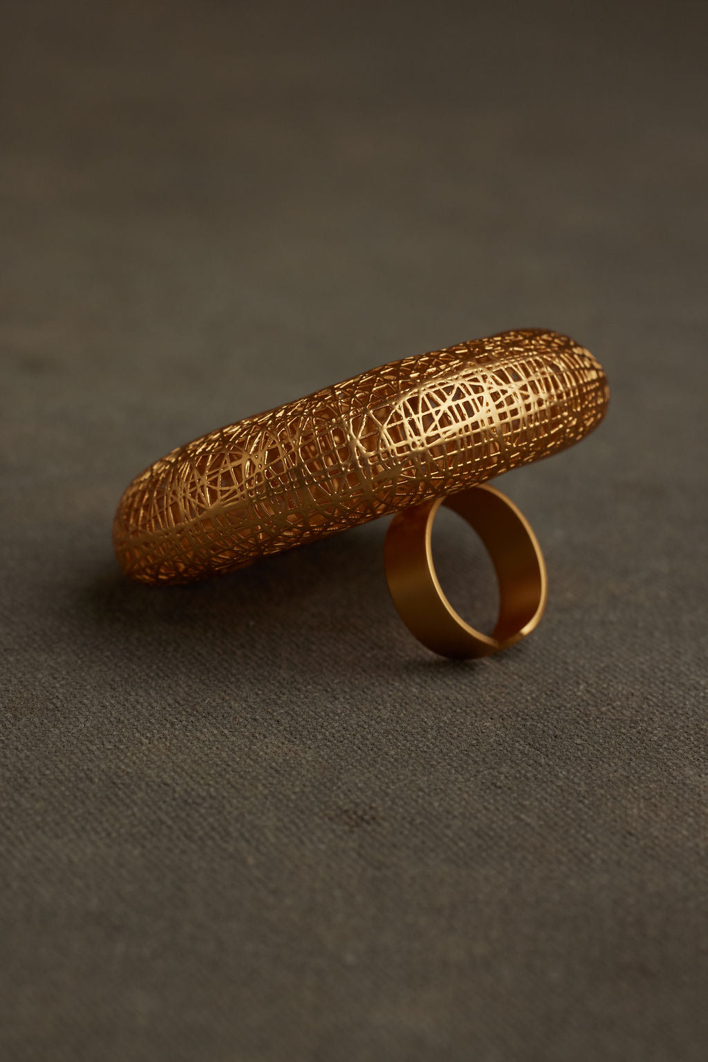 DEMA RING