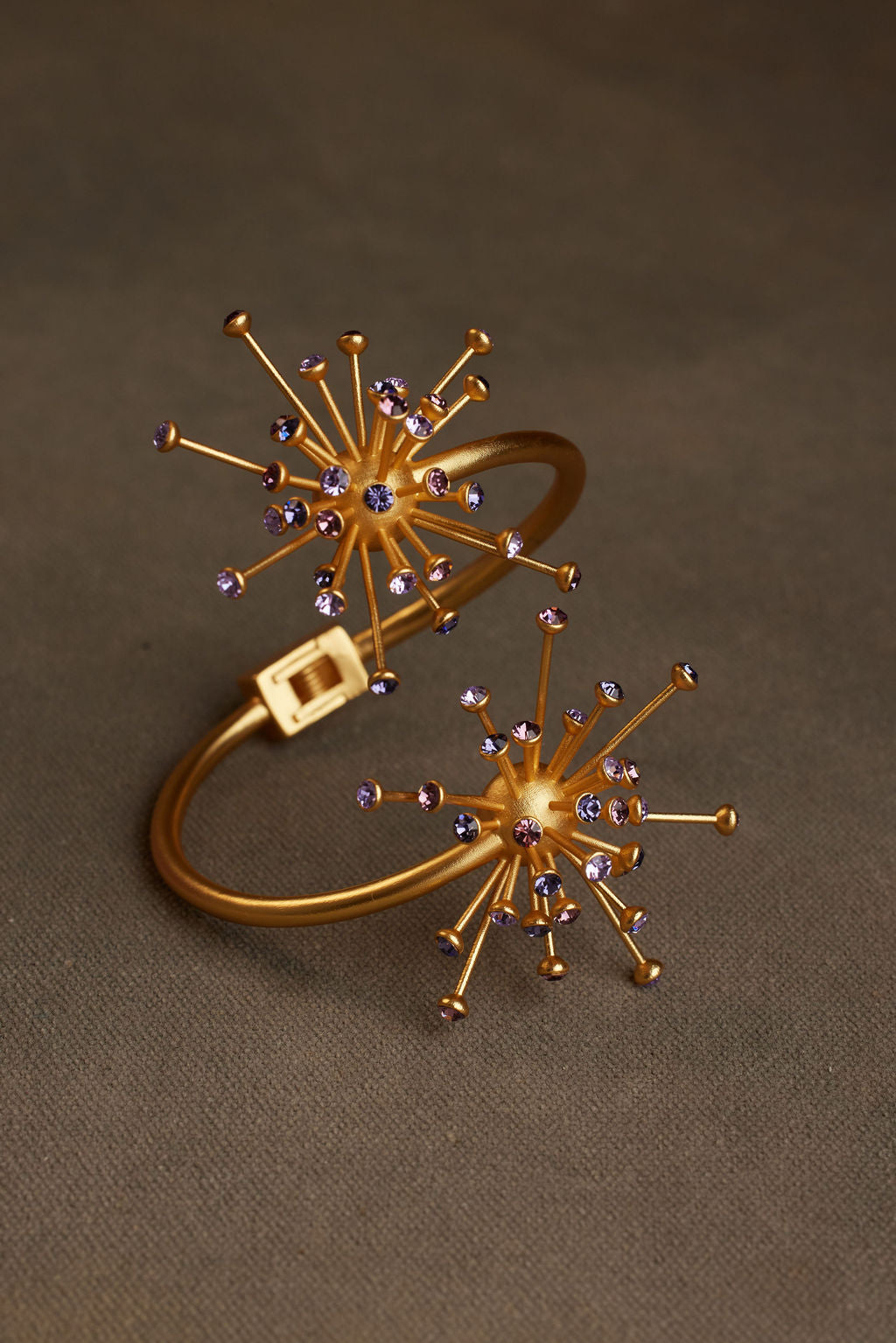 Enzo Bangle