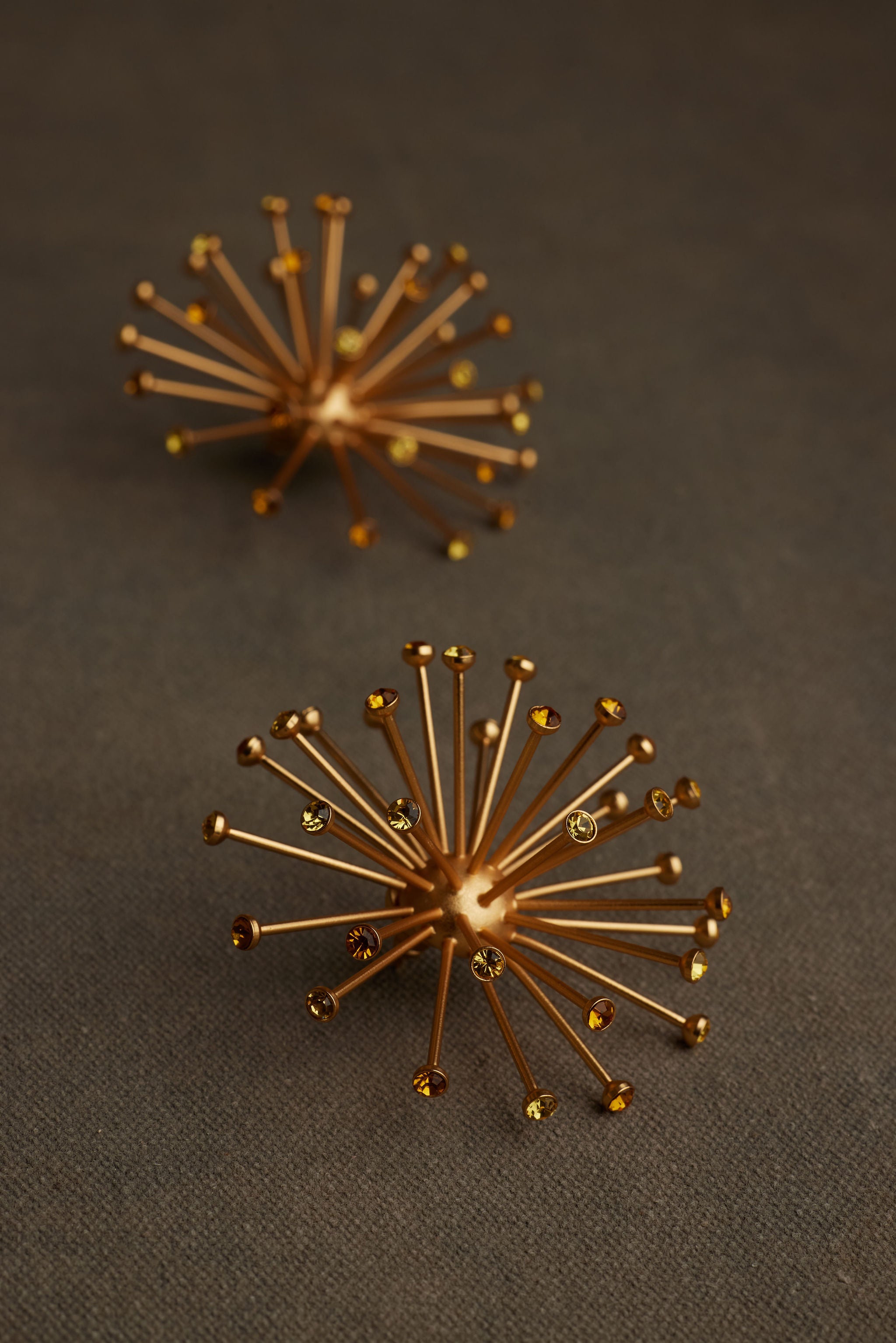 EYRA EARRINGS