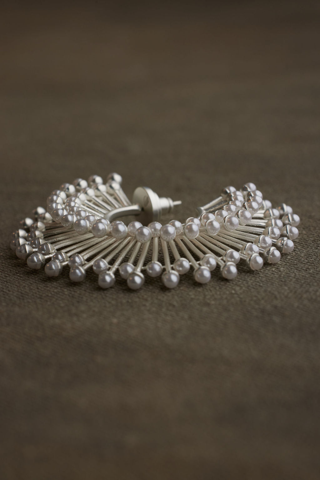 GIZU EARRING