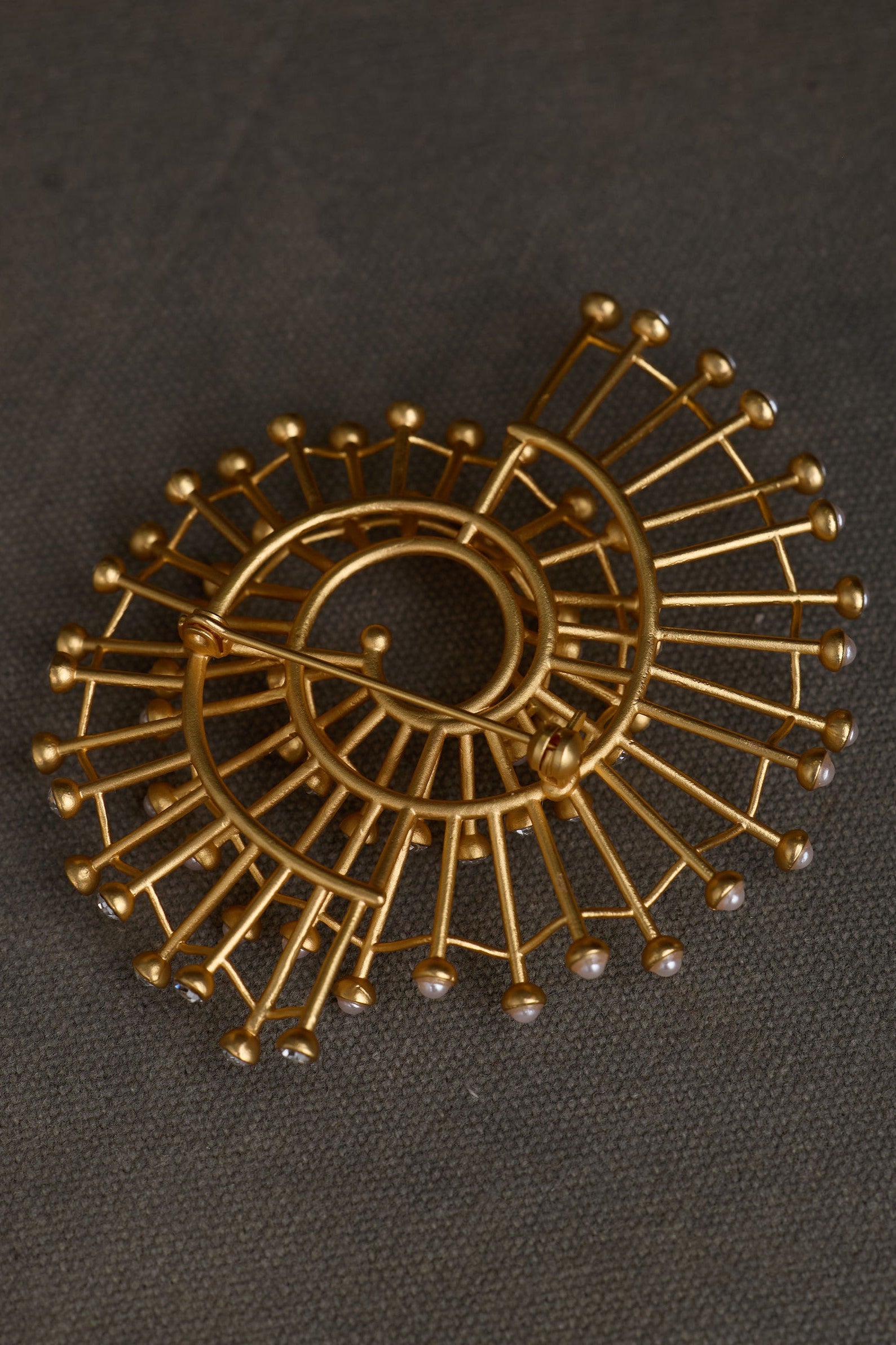 HAES BROOCH (FINAL SALE)