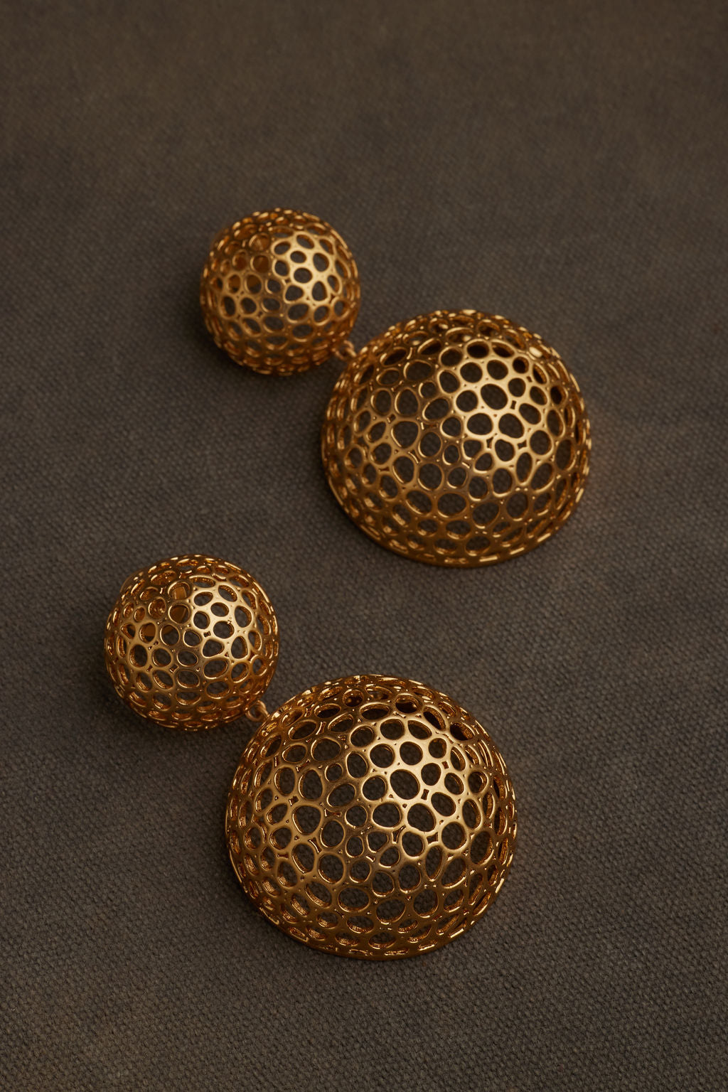 HOWI EARRING