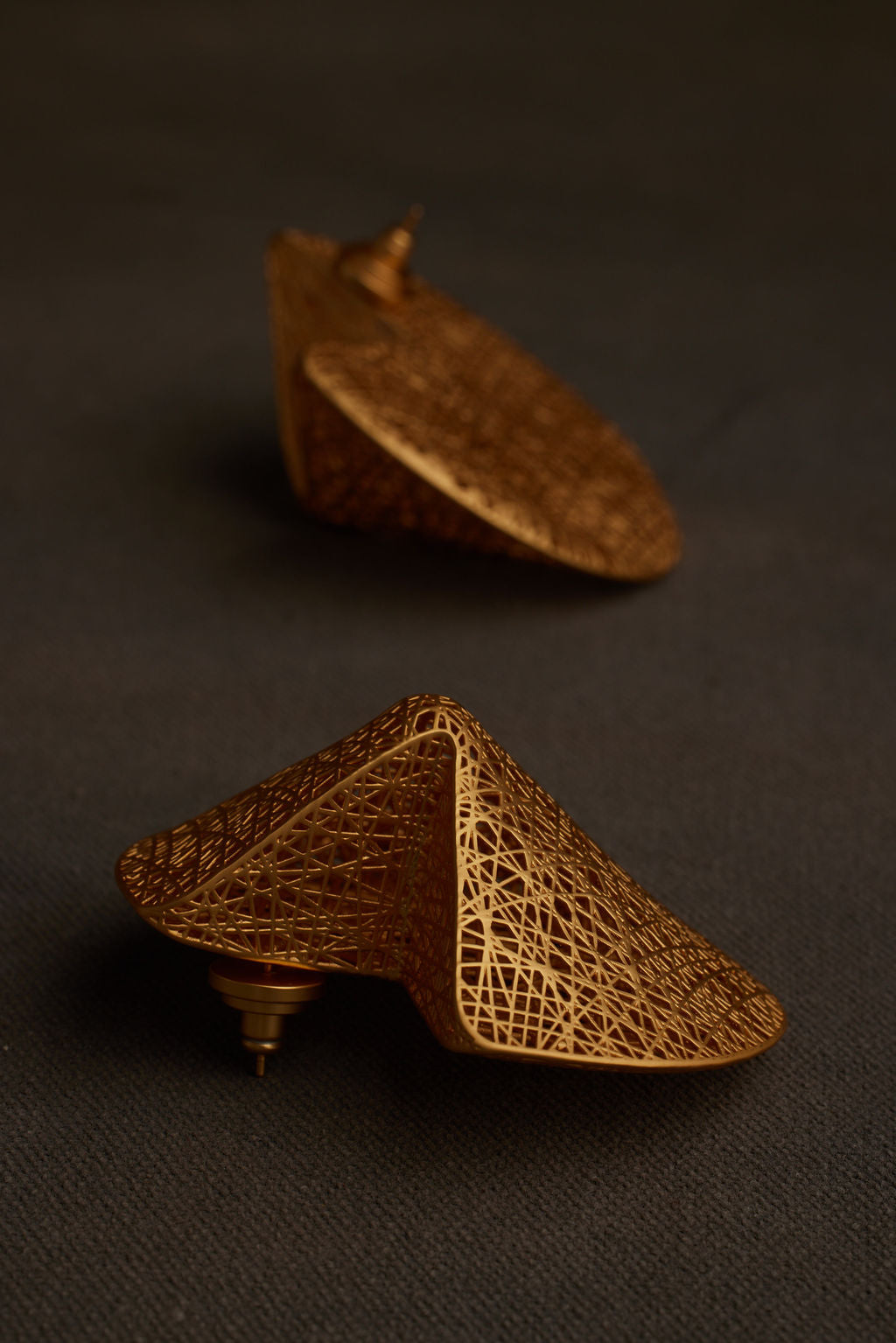 HUES EARRING