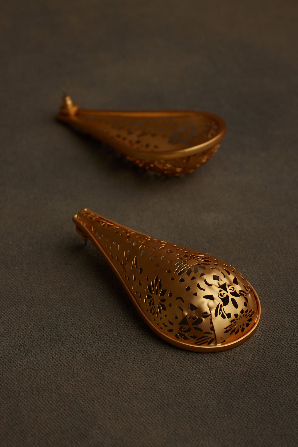 KECH EARRINGS