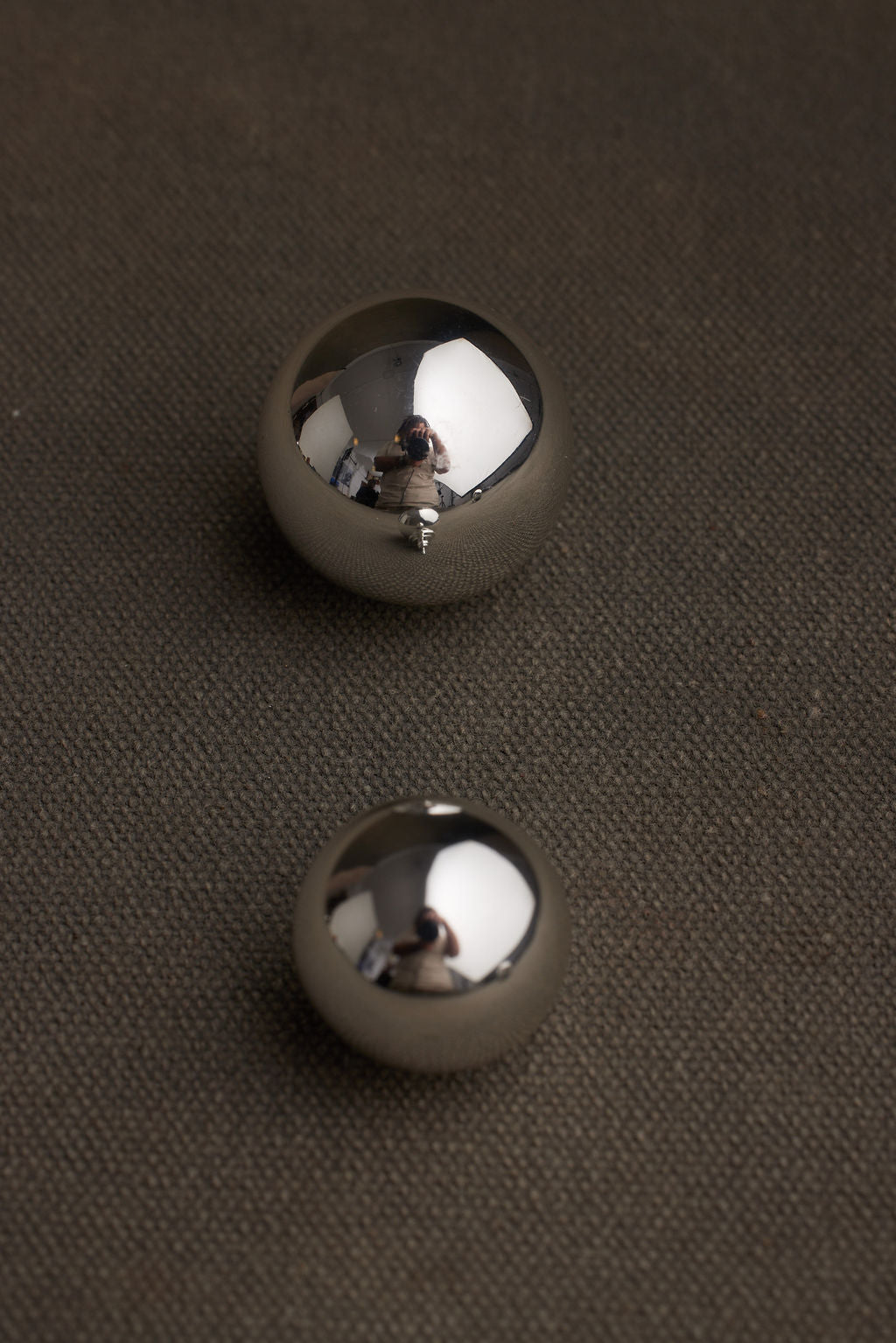 KURU STUDS