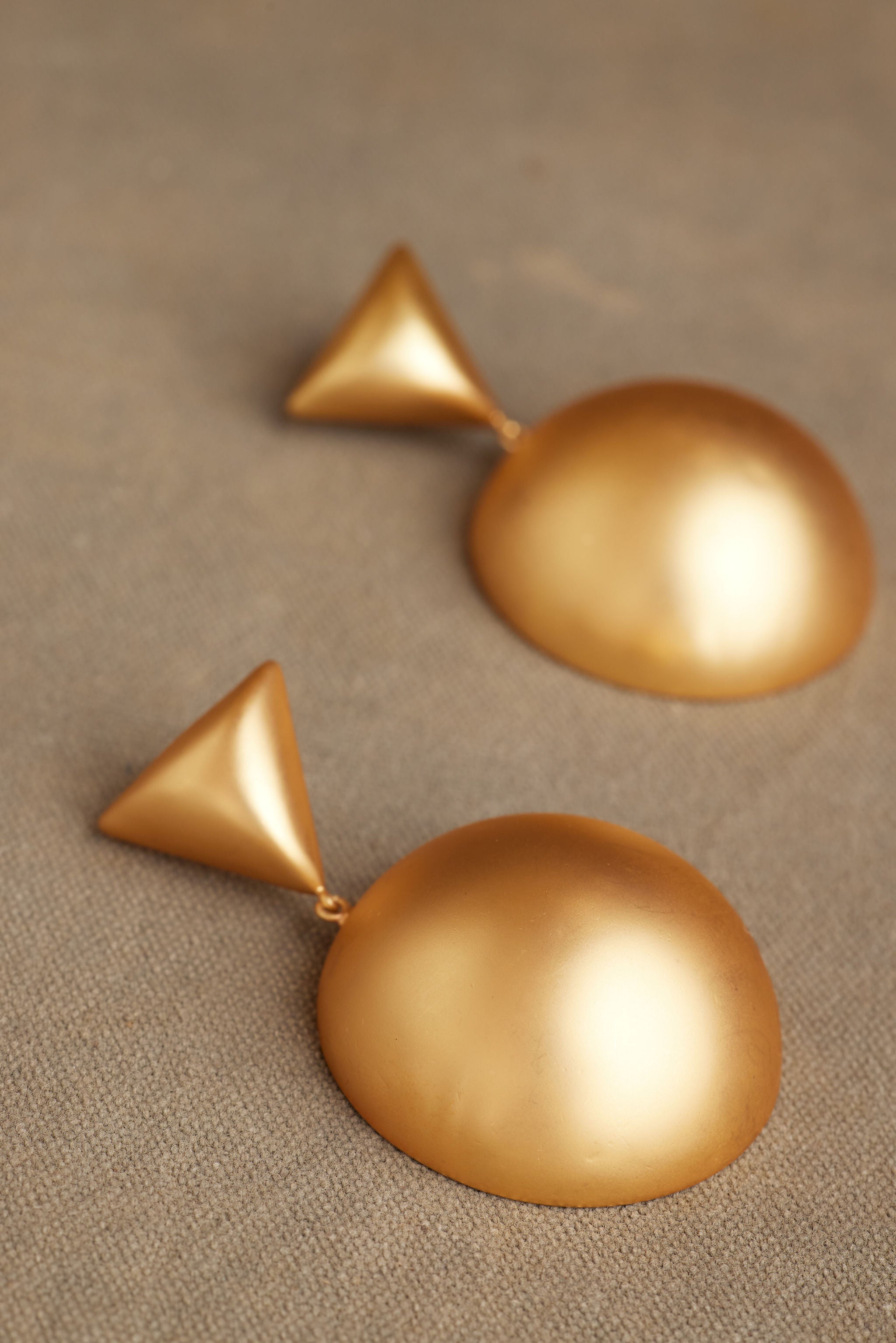 LOLO EARRINGS