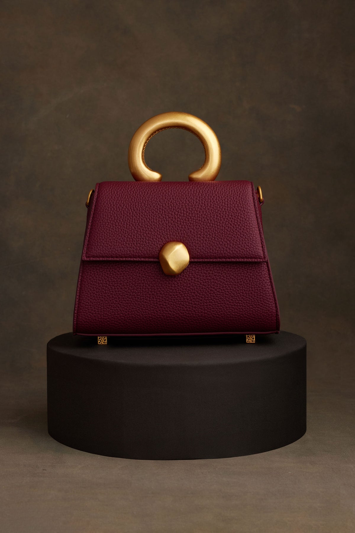 Big on style.
Ready for every day.