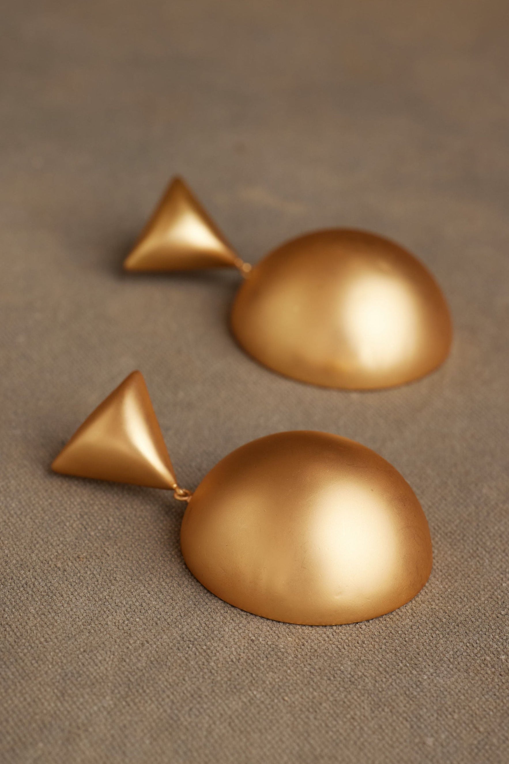LOLO EARRINGS